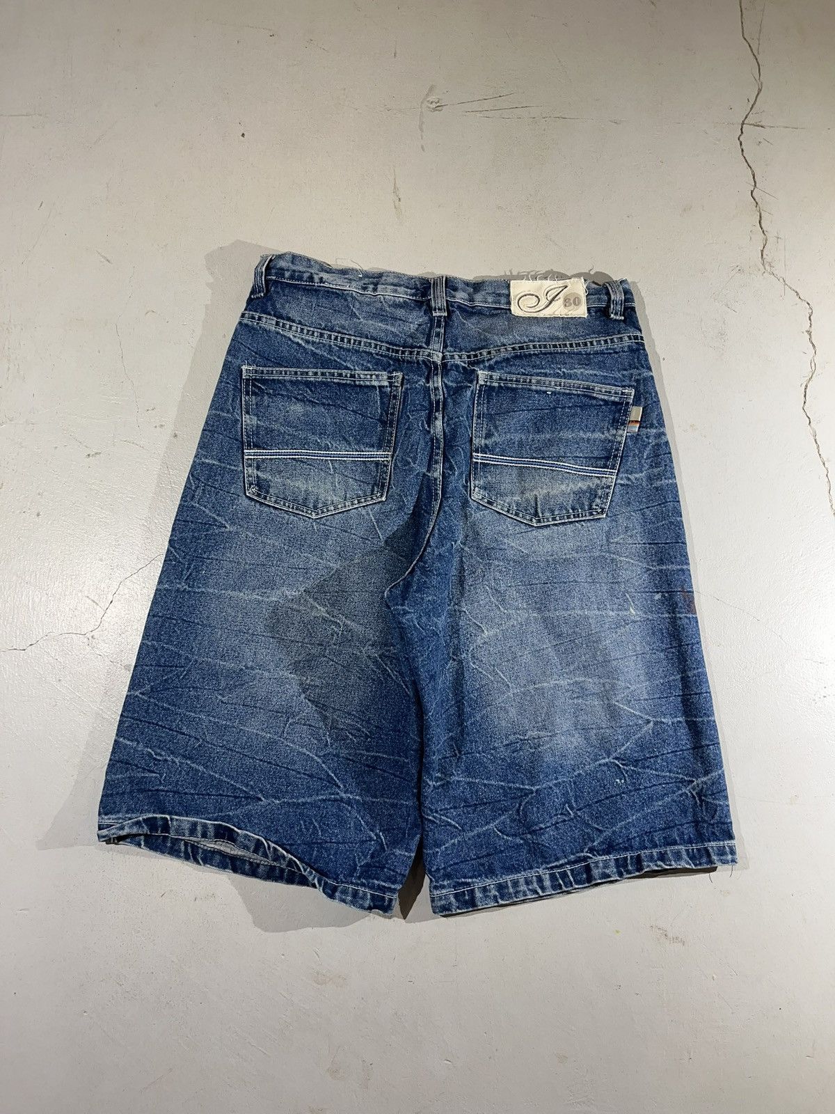 Indigo Indigo y2k baggy skater style jorts Size US 34 / EU 50 - 2 Thumbnail