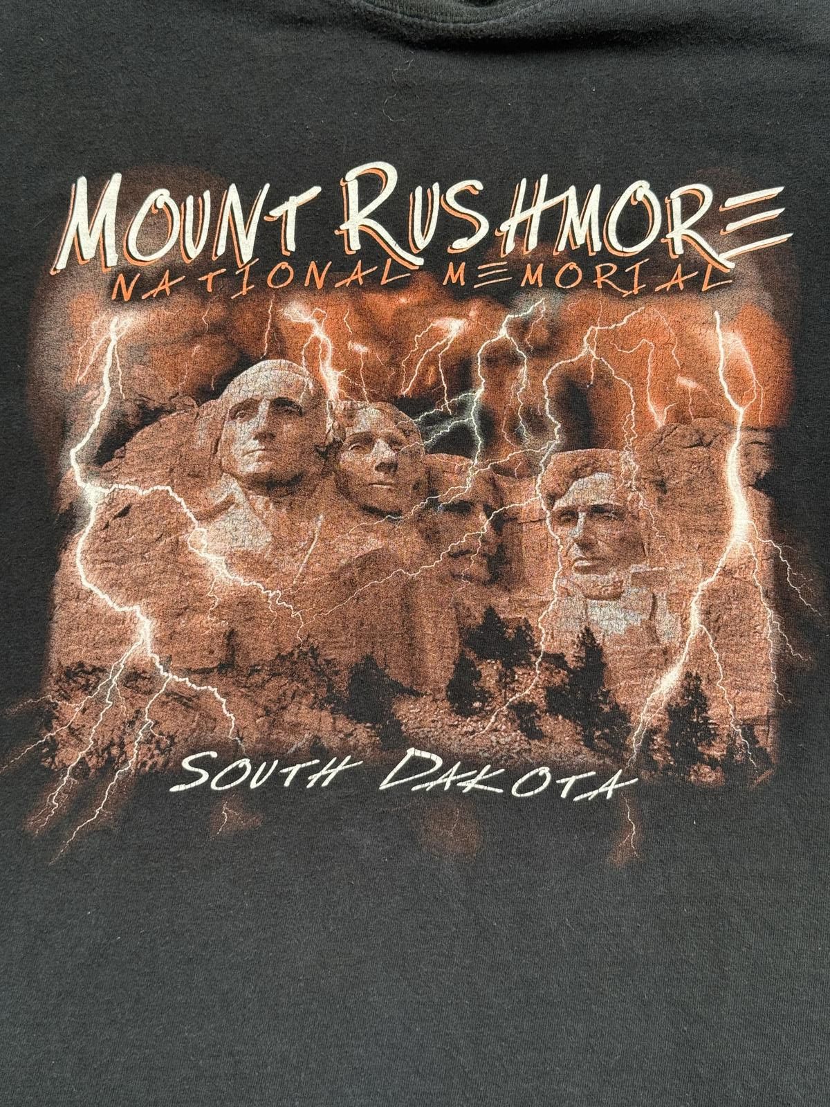 Hanes Y2K Mount Rushmore T-shirt Lightning Bolt Storm Tee - L Size US L / EU 52-54 / 3 - 3 Thumbnail