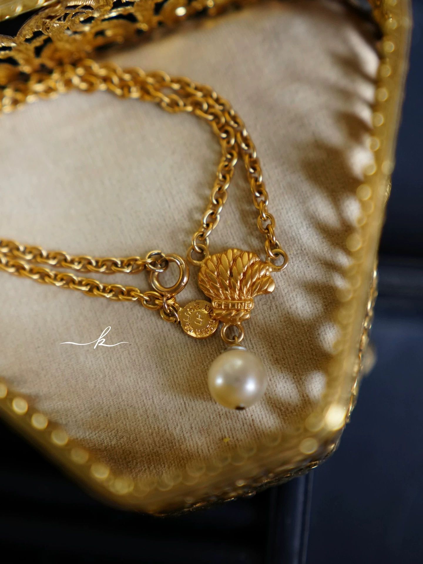 Celine Celine Vintage Pearl Shell Necklace Size ONE SIZE - 5 Thumbnail