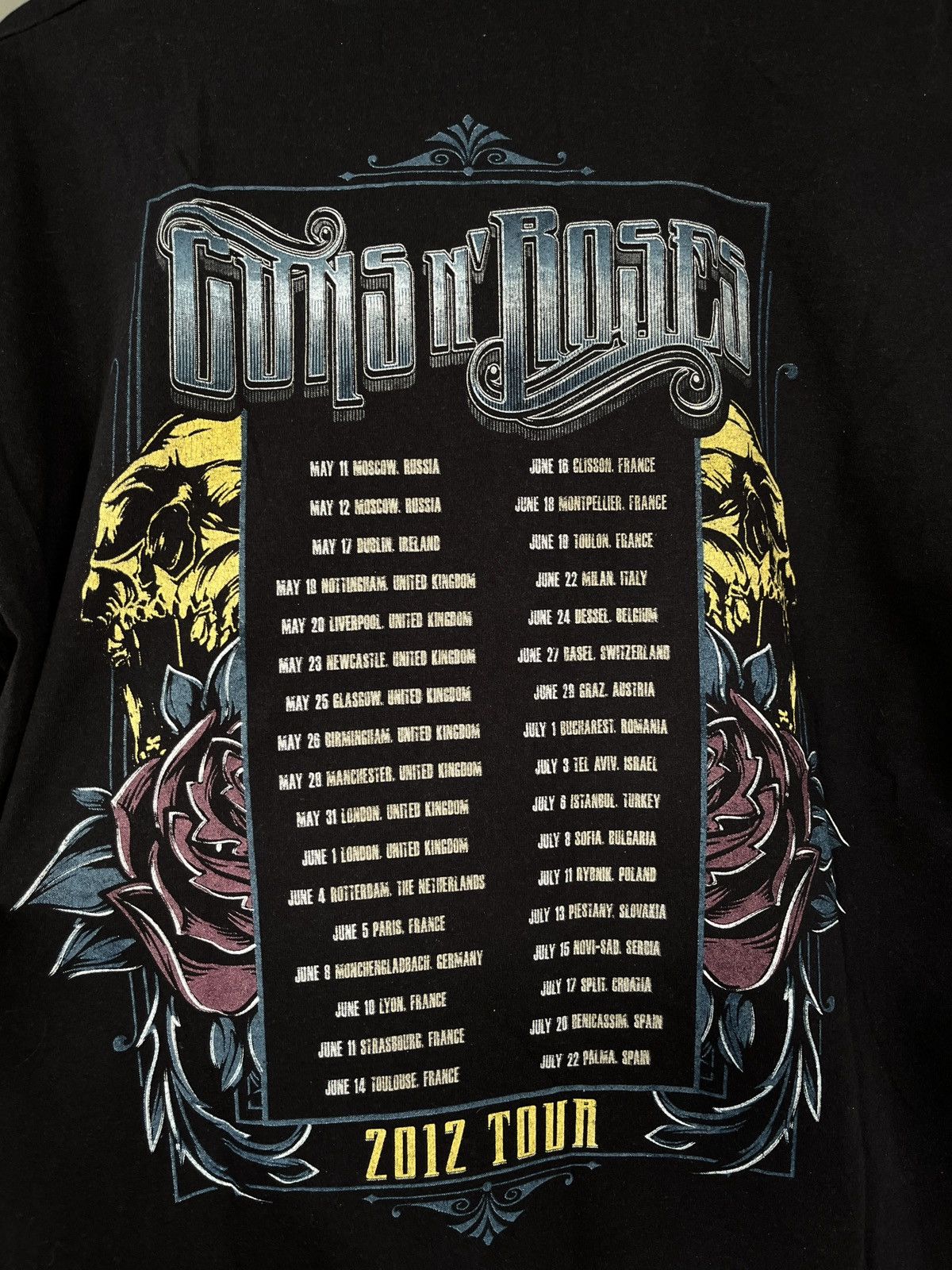 Guns N' Roses Guns N Roses 2012 Tour T-shirt Size US L / EU 52-54 / 3 - 5 Thumbnail