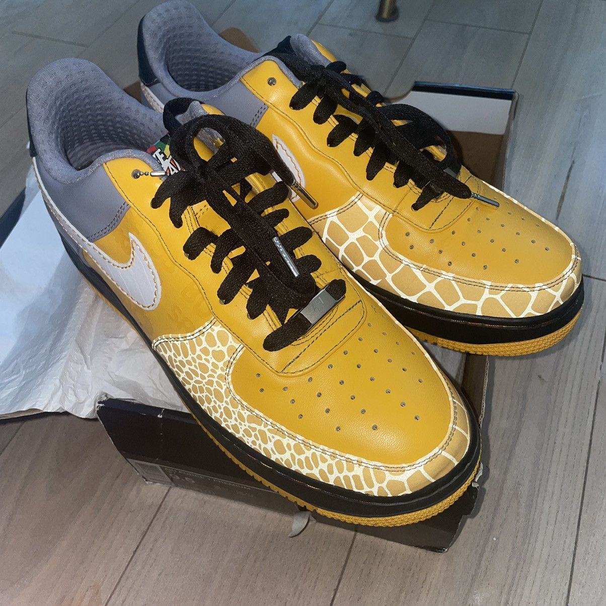 Nike Air Force 1 Premium '07 South Bronx Choz 2009 Size US 9.5 / EU 42-43 - 1 Thumbnail