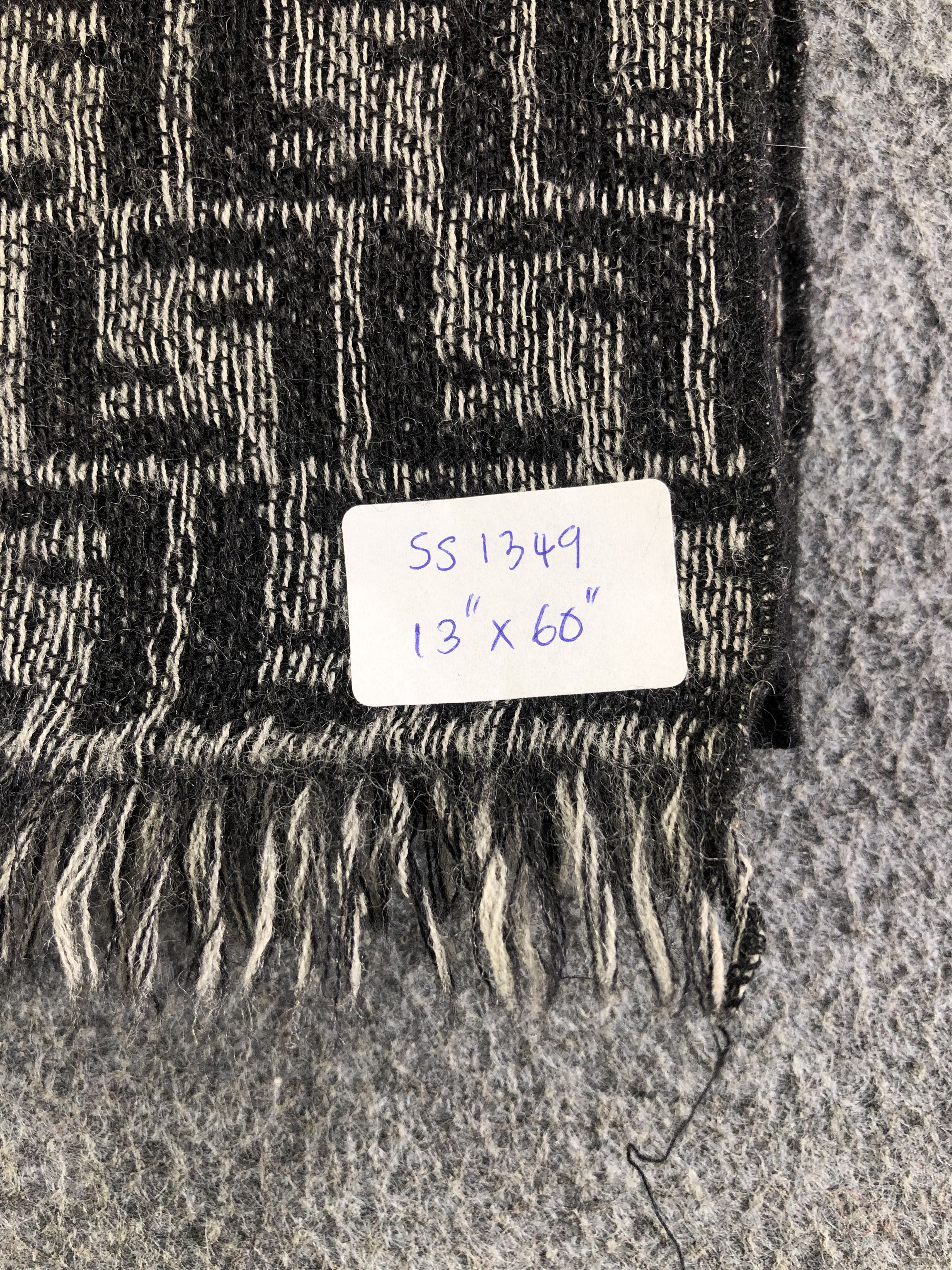 Vintage Fendi Monogram Scarf / Muffler / Neckwear SS1349 Size ONE SIZE - 7 Thumbnail