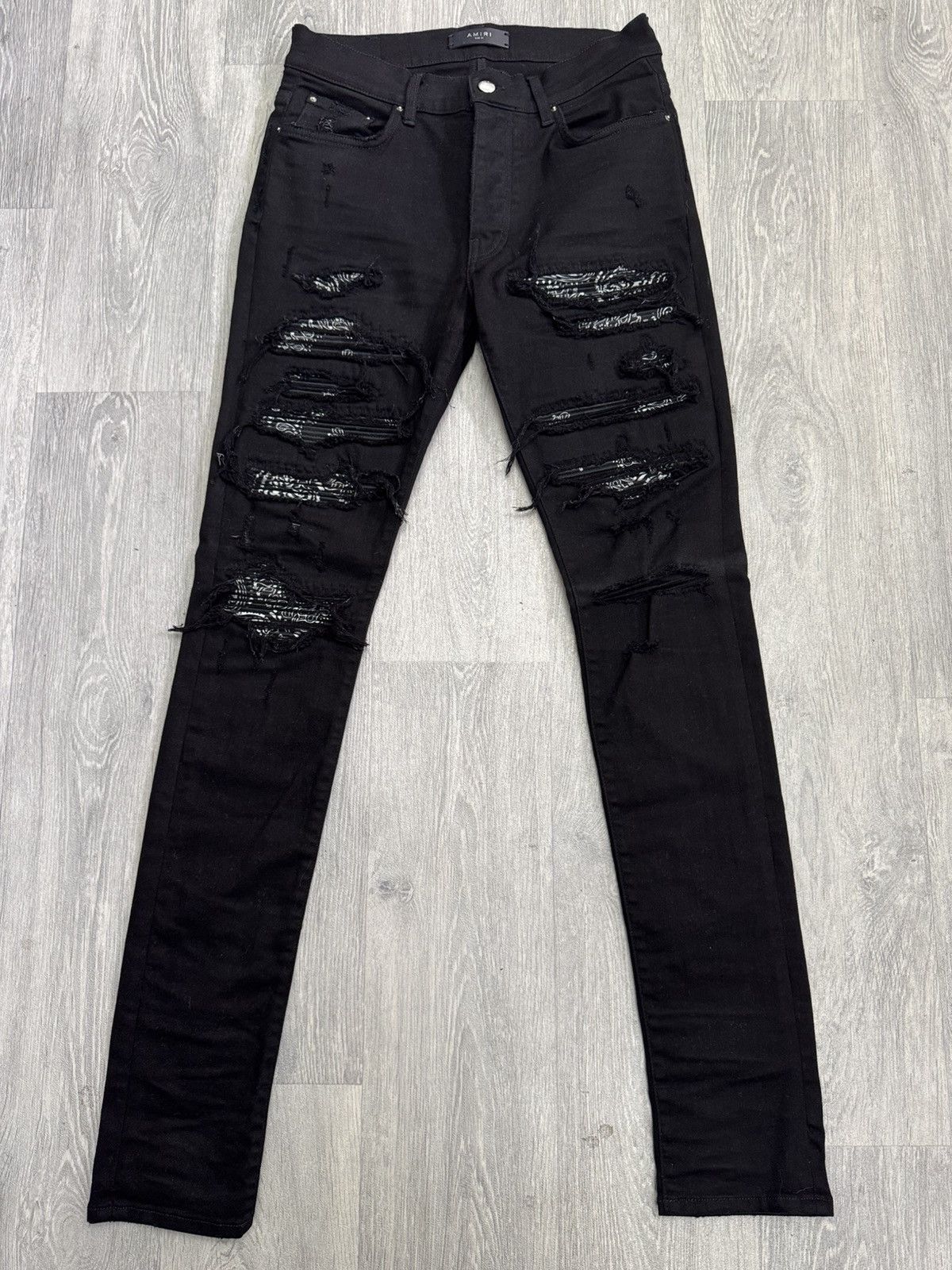 Amiri Amiri Black Bandana Thrasher Jeans Size US 31 - 1 Thumbnail