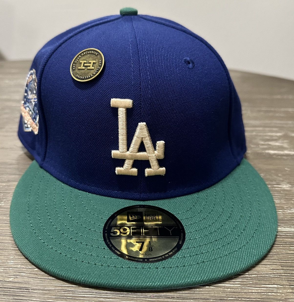 Hat Club × New Era Size 7 1/8 - Hatclub LA Exclusive New Los Angeles Dodgers Size ONE SIZE - 2 Thumbnail