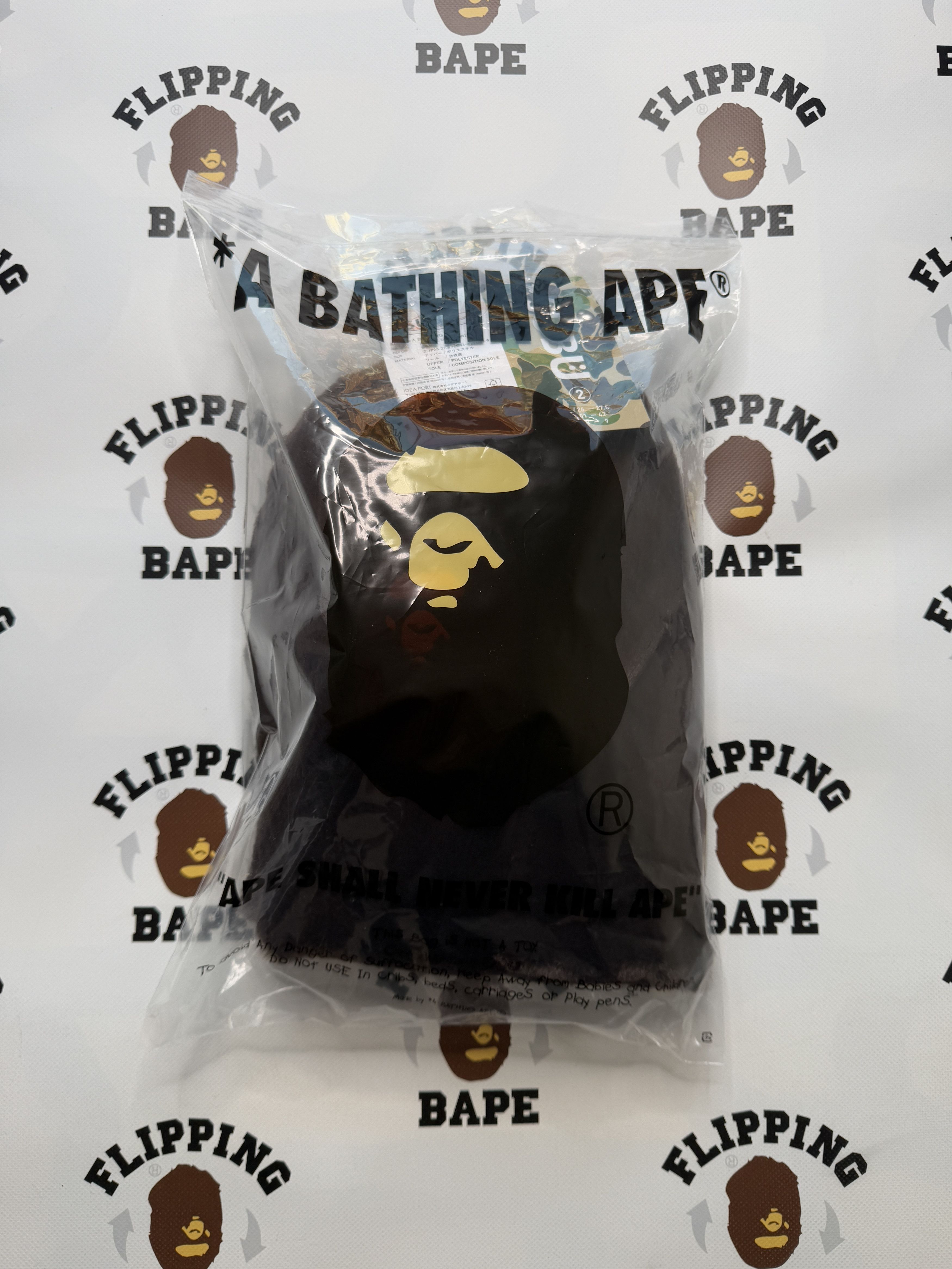 Bape × SUBU BAPE x SUBU APE HEAD PUFFER SANDALS Size US 7.5 / EU 40-41 - 19 Thumbnail
