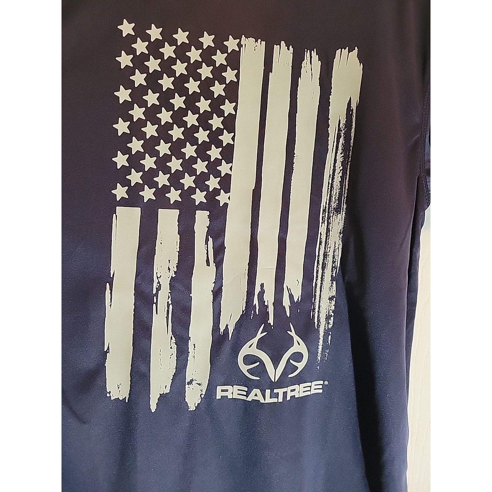 Realtree Realtree Outdoors Flag Graphic TShirt Men's Medium Cabincore Size US M / EU 48-50 / 2 - 3 Thumbnail