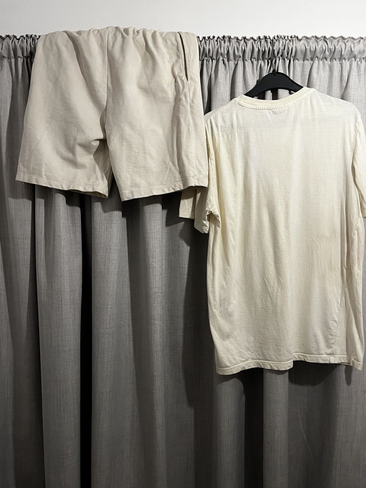 Fila Shirt and short combo set Size US M / EU 48-50 / 2 - 5 Thumbnail
