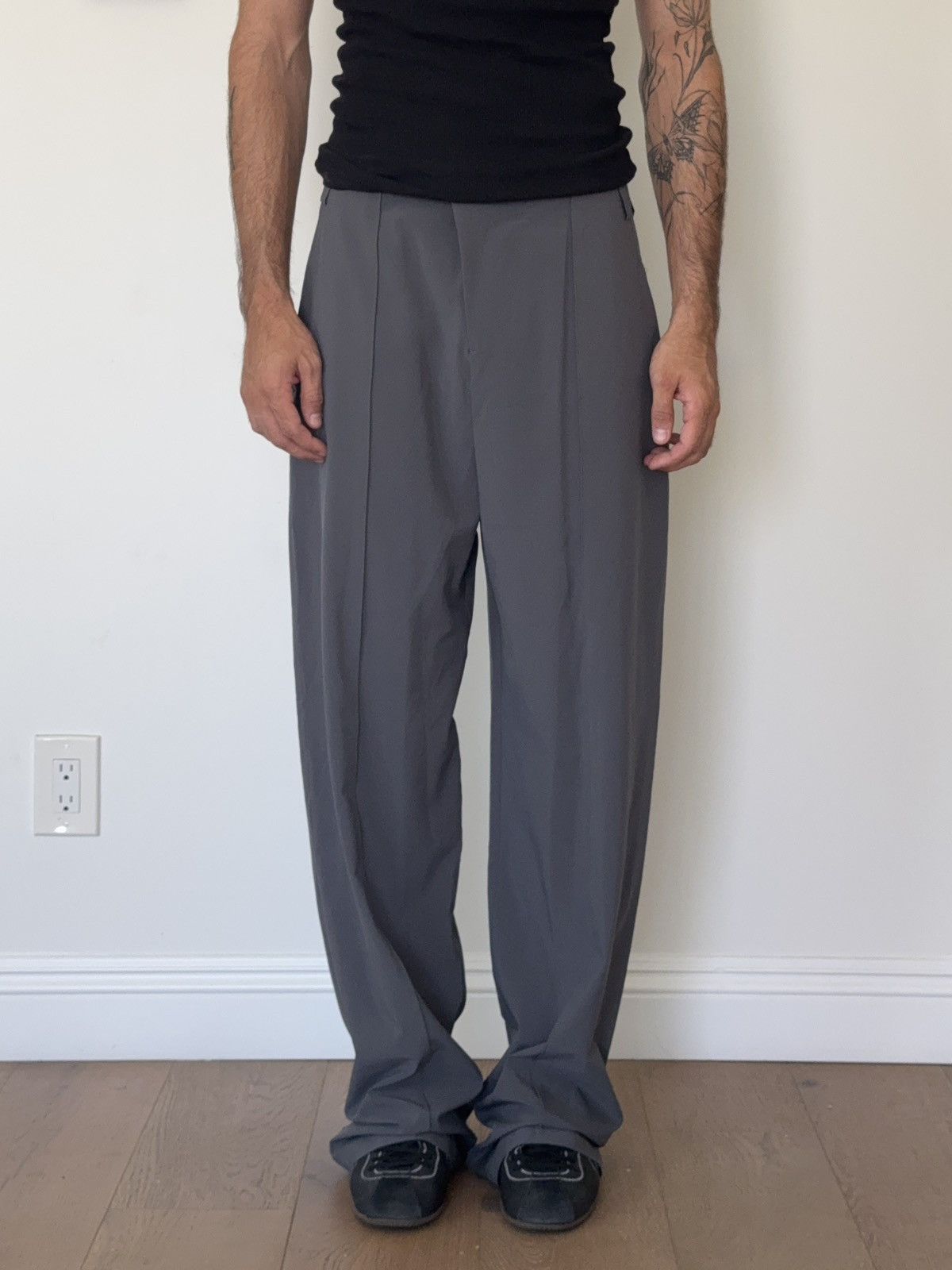 HYEIN SEO SUIT PANTS size 3