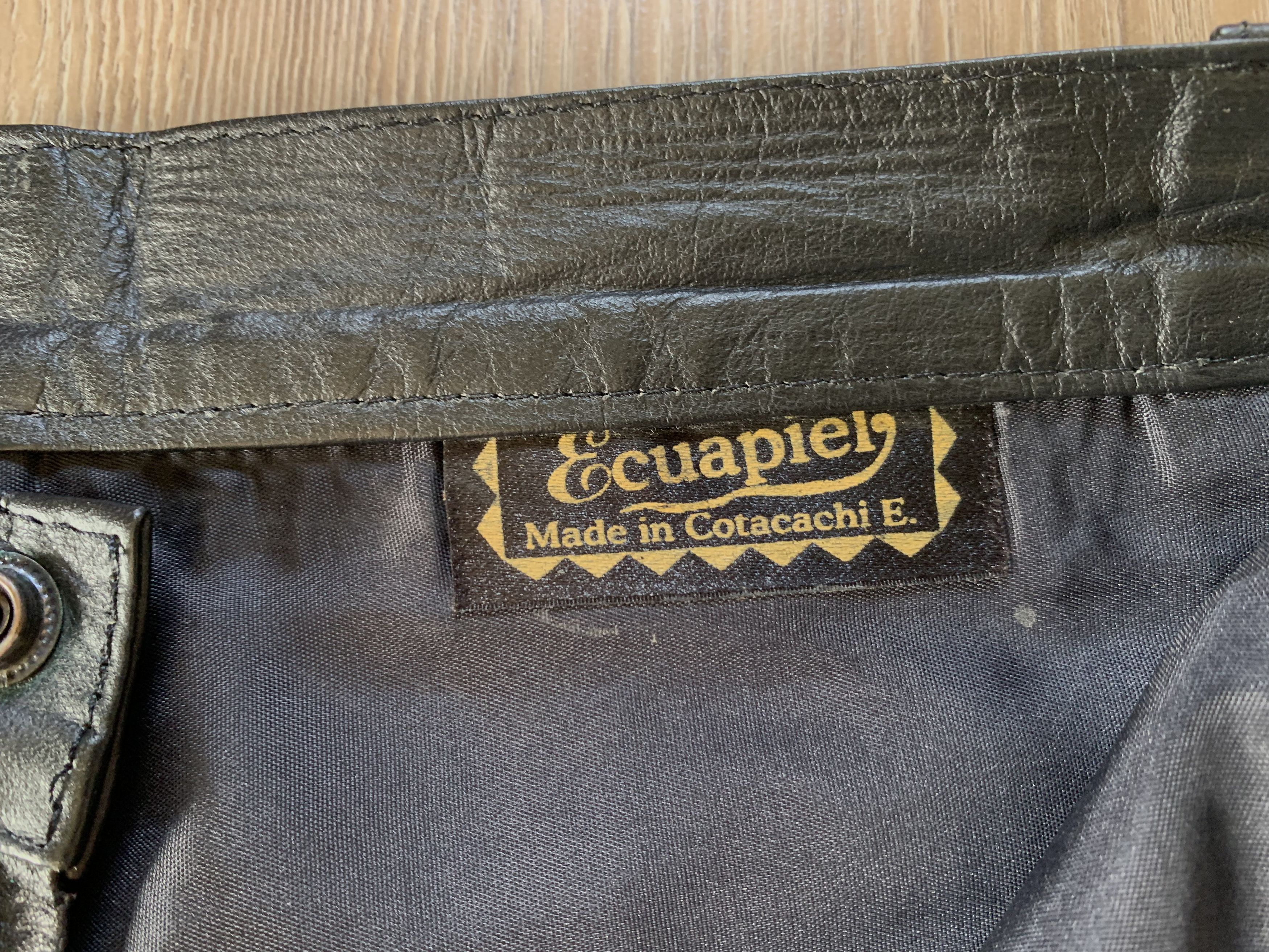 Leather Ecuapiel Unisex Vintage Classic Mens Black Leather Pants Size US 27 - 7 Thumbnail