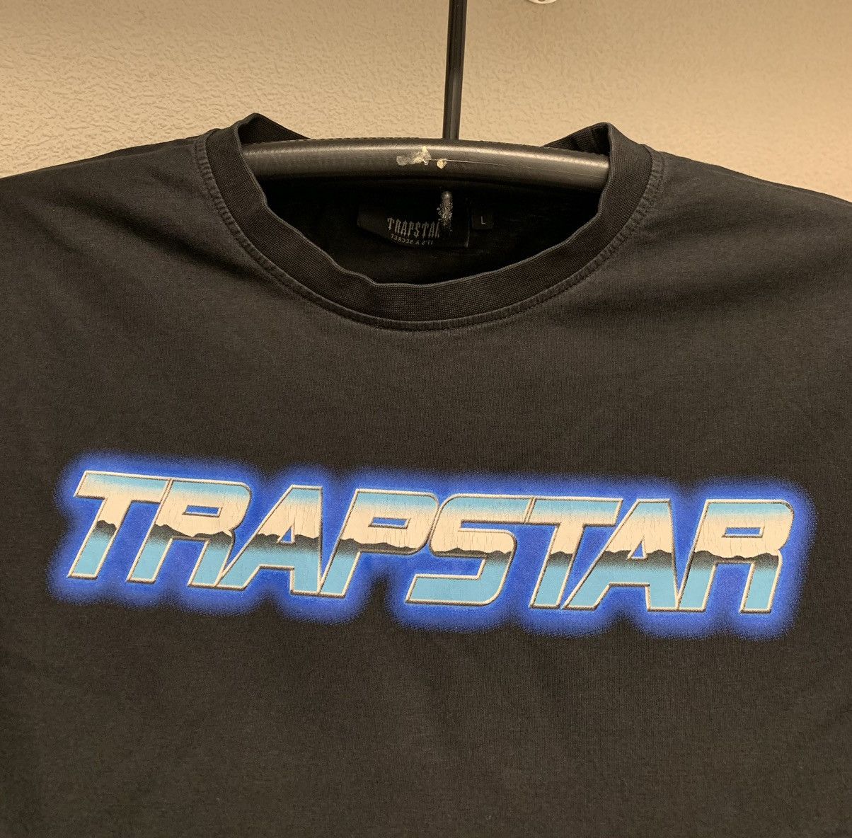 Trapstar London Trapstar big logo black t-shirt L sz Size US L / EU 52-54 / 3 - 4 Thumbnail