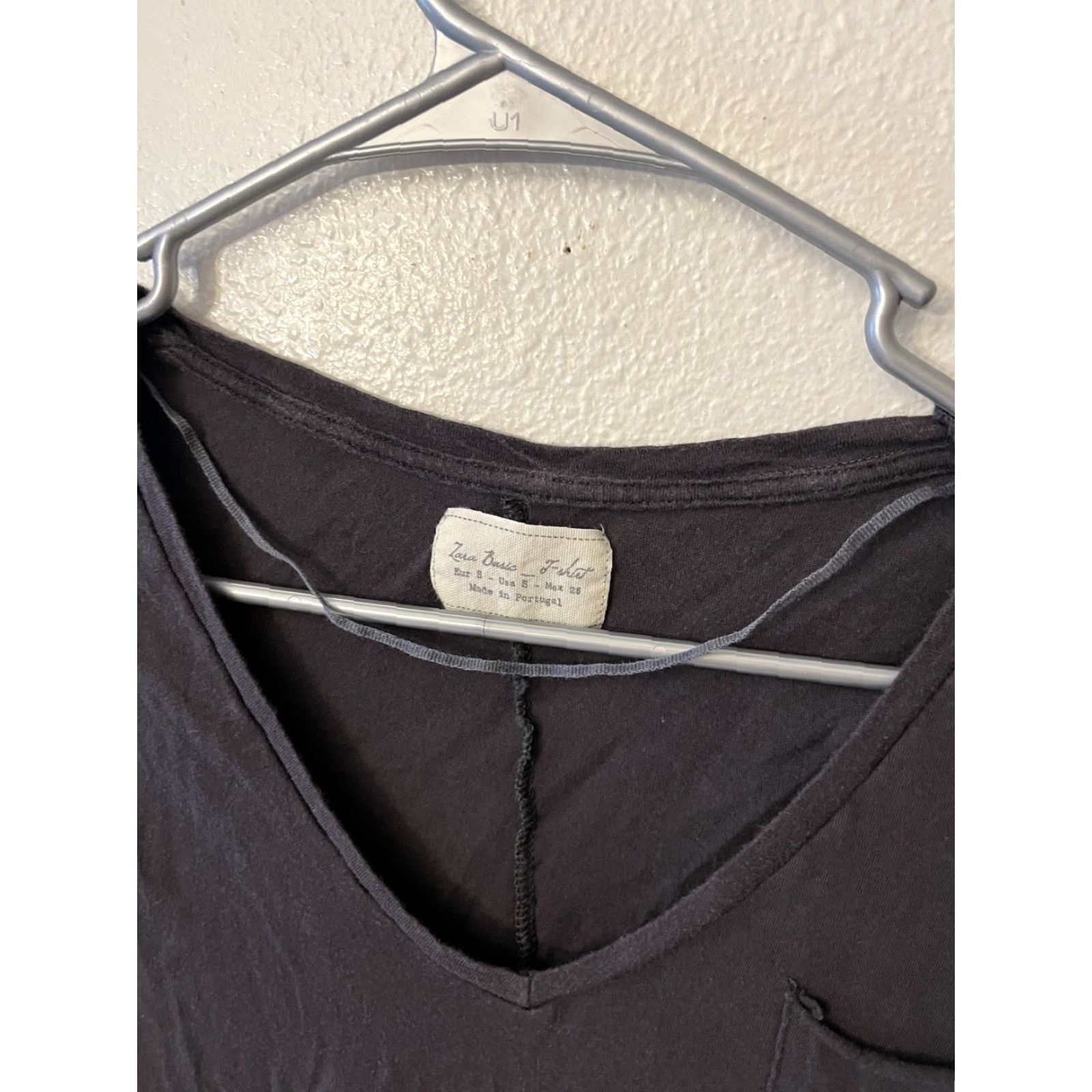Zara VINTAGE Zara Black T Shirt Womens Size S Cotton V-Neck Short Sleeve Pullover Casual Basic 100% Cotton Black Solid Tunic Size S / US 4 / IT 40 - 4 Thumbnail