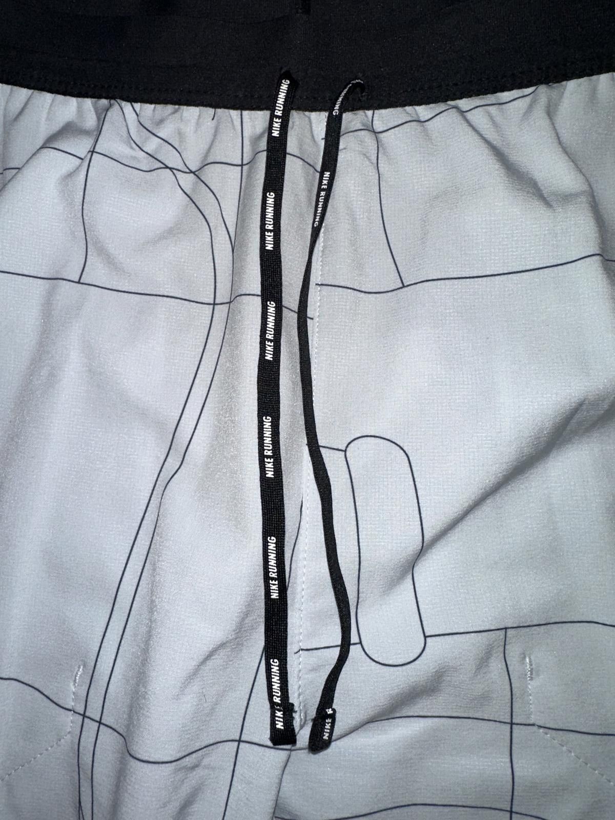 Nike Nike Chicago Marathon Dri-FIT Flex Phenom Running Pants Size US 32 / EU 48 - 3 Thumbnail