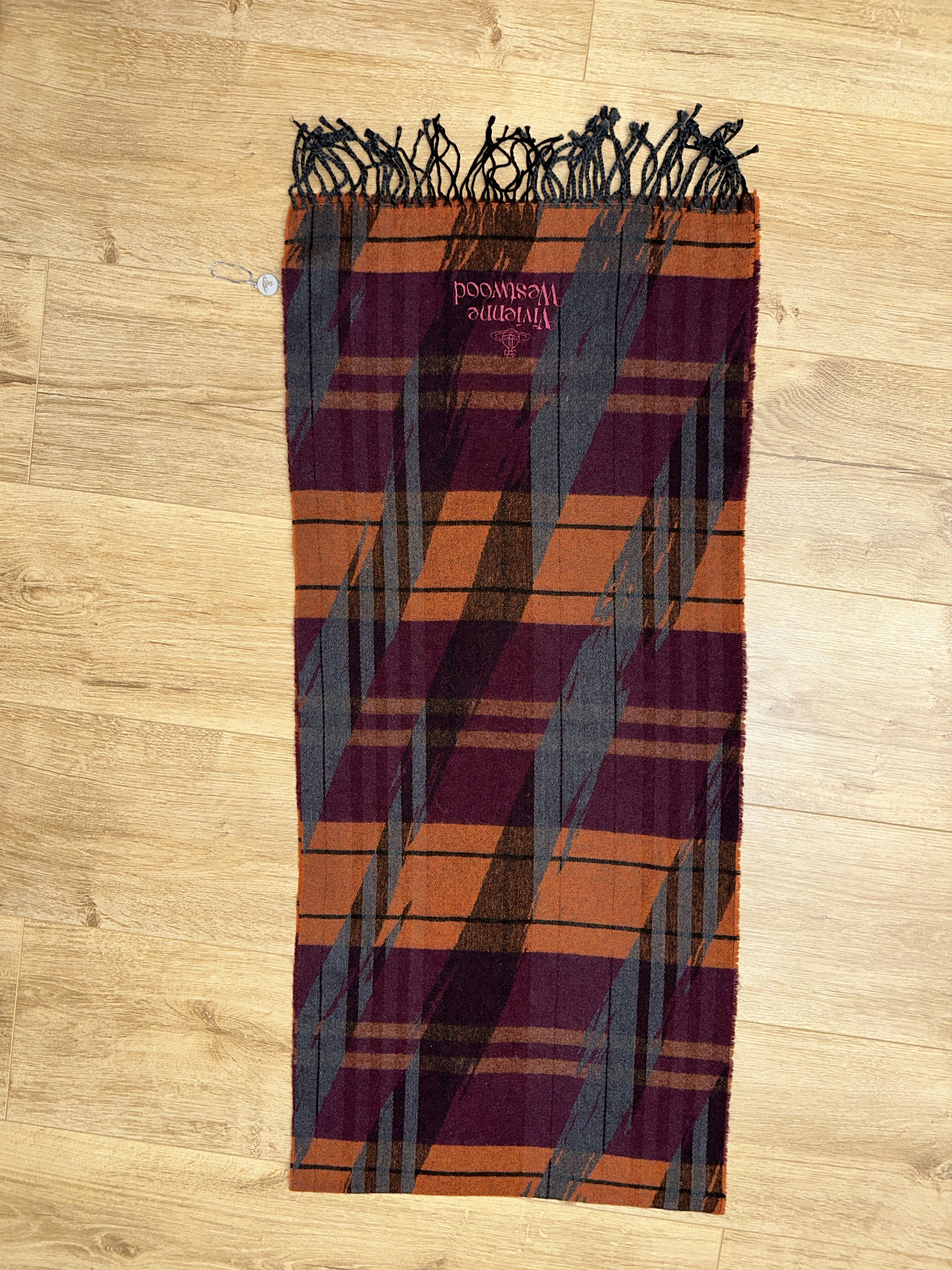 Vivienne Westwood Rare Vivienne Westwood Orb Plaid Wool Blend Fringed 185x38 Size ONE SIZE - 4 Thumbnail
