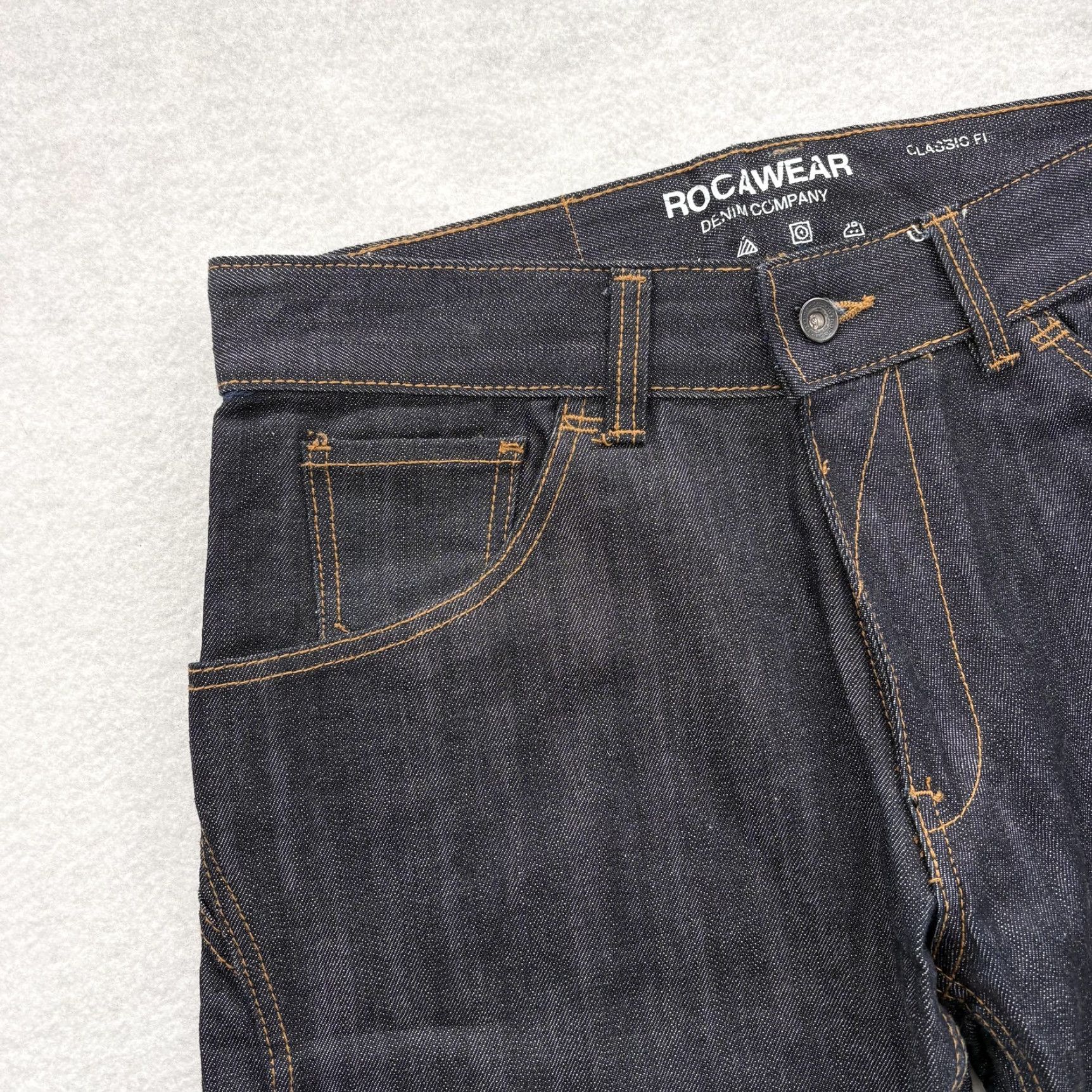 Rocawear VINTAGE Rocawear Classic Fit Jeans Mens 32x34 Blue Dark Wash Straight Denim Grunge Y2K Size US 32 / EU 48 - 3 Thumbnail