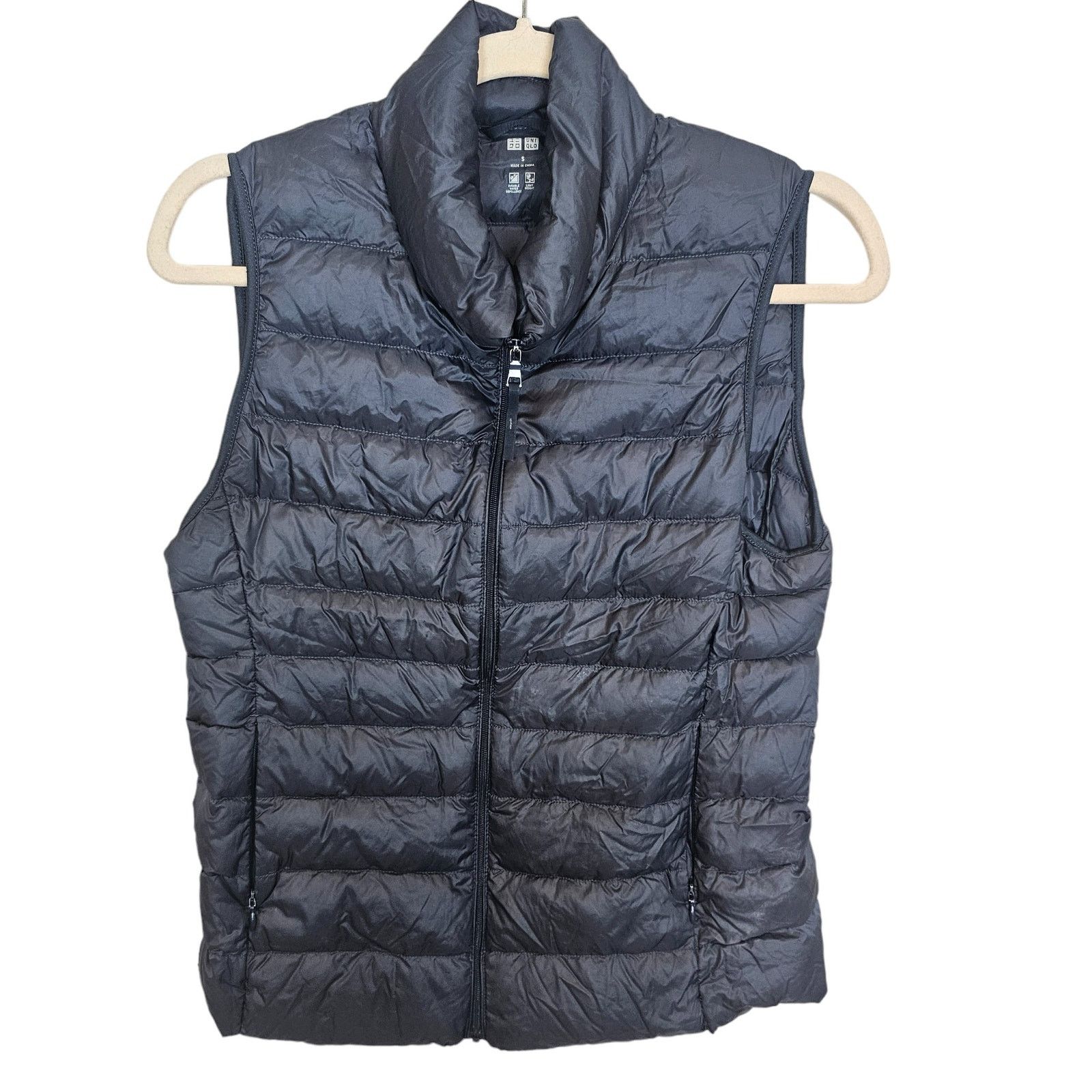 Uniqlo Uniqlo Womens Quilted Puffer Down Vest Full Zip S Gorpcore Size S / US 4 / IT 40 - 1 Thumbnail
