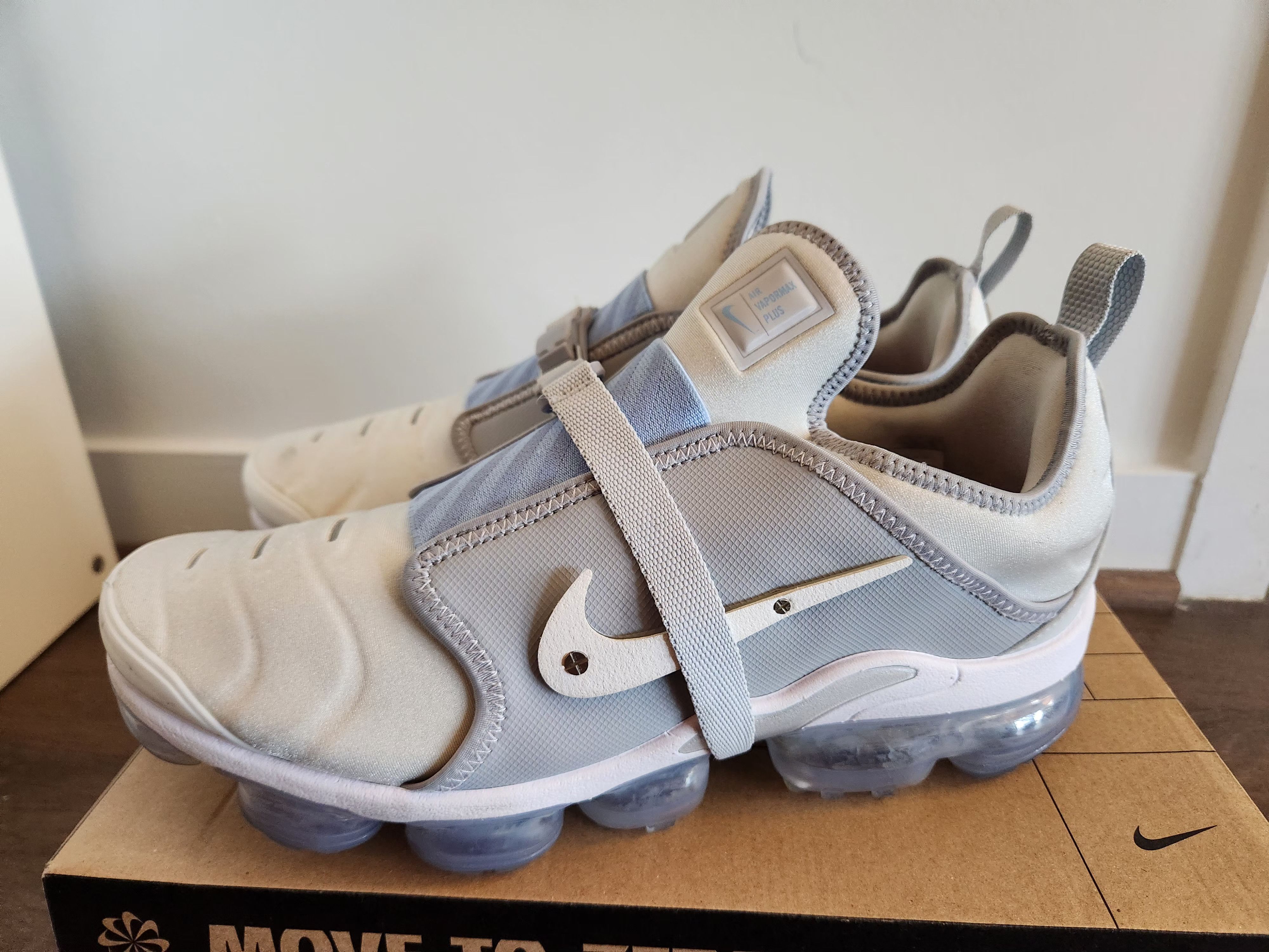 Nike Nike Air VaporMax Plus "Paris Works in Progress" Size US 10.5 / EU 43-44 - 5 Thumbnail