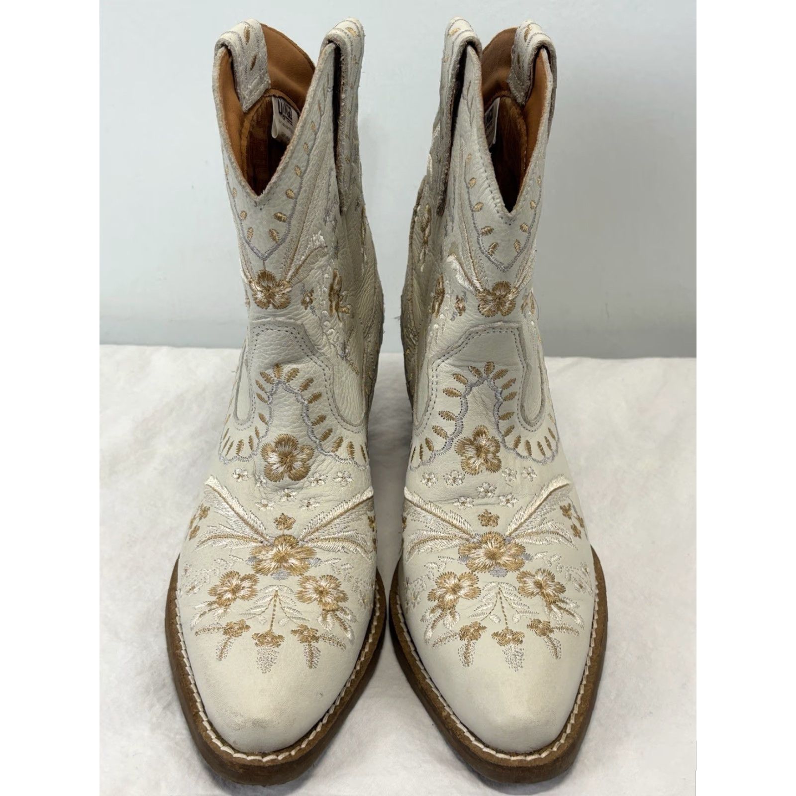 Vintage VINTAGE DINGO Primrose Boots Womens 6.5 White Leather Western Embroidered Cowboy Cowgirl High Heel Cuban Size US 7 / IT 37 - 4 Thumbnail