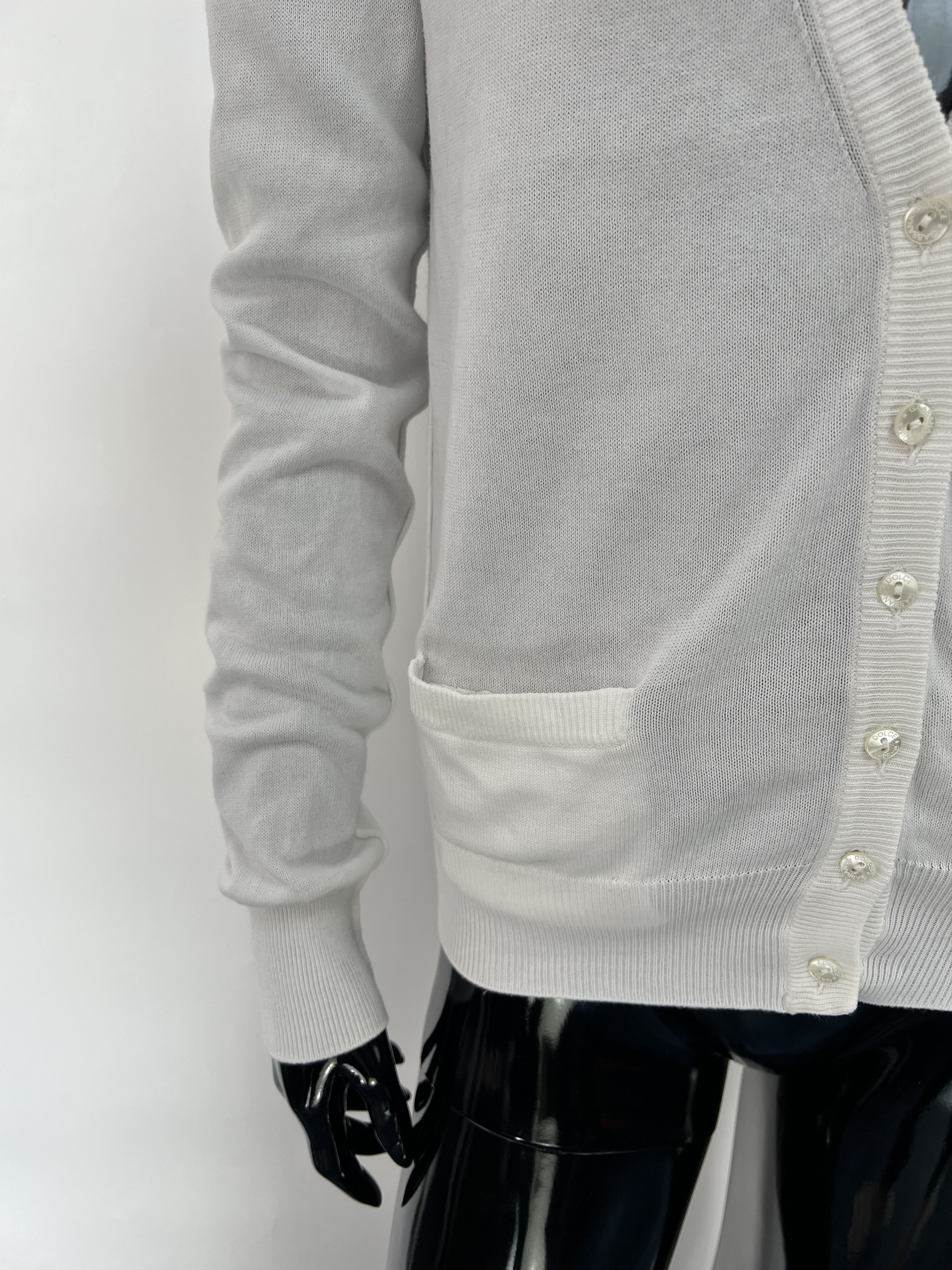 Dolce & Gabbana Dolce & Gabbana White Cotton Long Sleeve V-Neck Cardigan Size M / US 6-8 / IT 42-44 - 4 Thumbnail