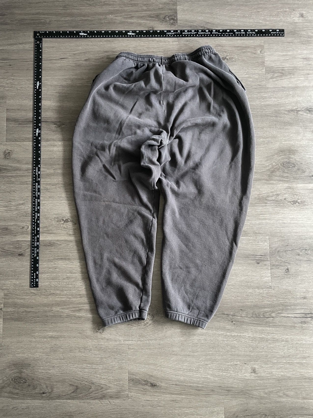 Nike Vintage 90’s Nike USA “Sun faded” Baggy Sweat Pants (Sz.XL) Size US 36 / EU 52 - 4 Thumbnail