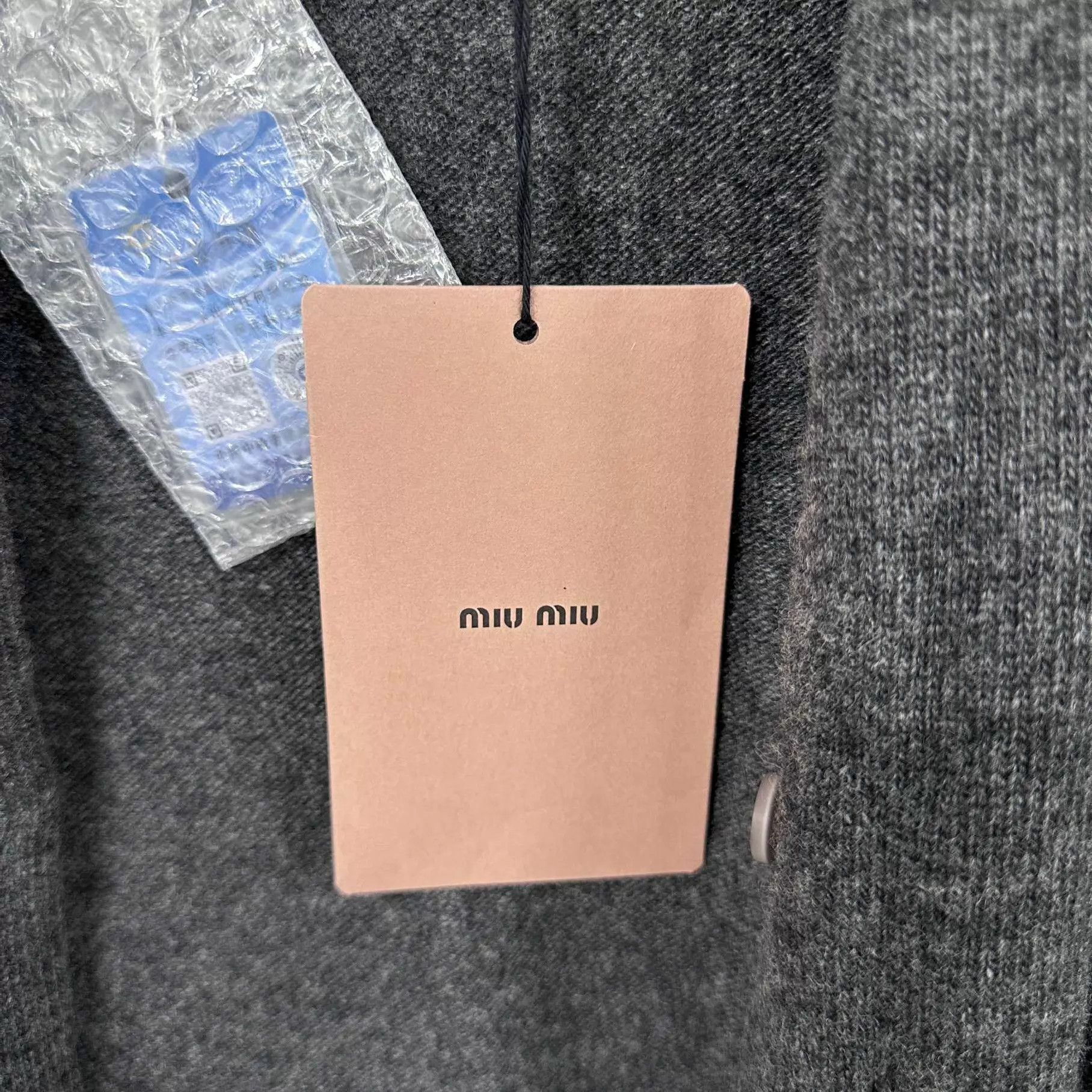 Miu Miu MIUMIU Charcoal Gray Back Logo Cardigan Size 36 Size XS / US 0-2 / IT 36-38 - 5 Thumbnail