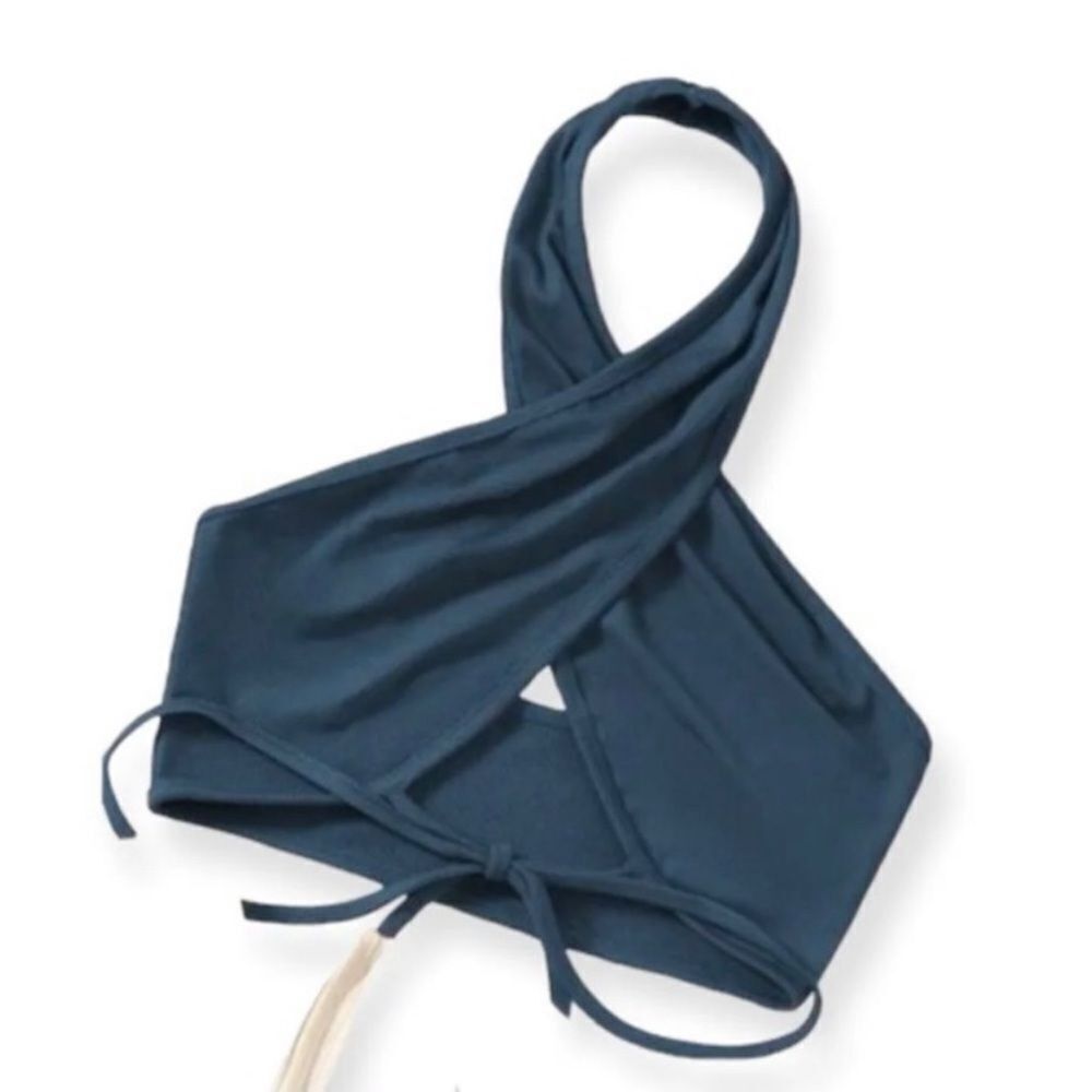 Shein SHEIN Blue Cross Halter Wrap Crop Top - Size S (Never Worn) Size S / US 4 / IT 40 - 1 Thumbnail