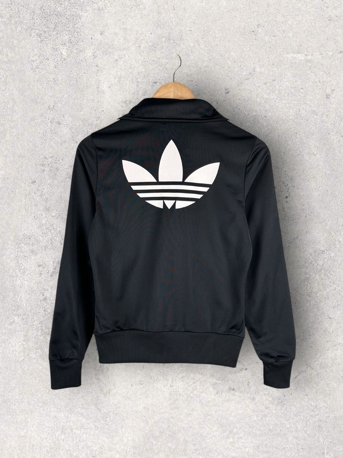 【値下げ】adidas LOGO FIREBIRD TRACK TOP adidas Originals Firebird Track Top Navy | Mainline Menswear