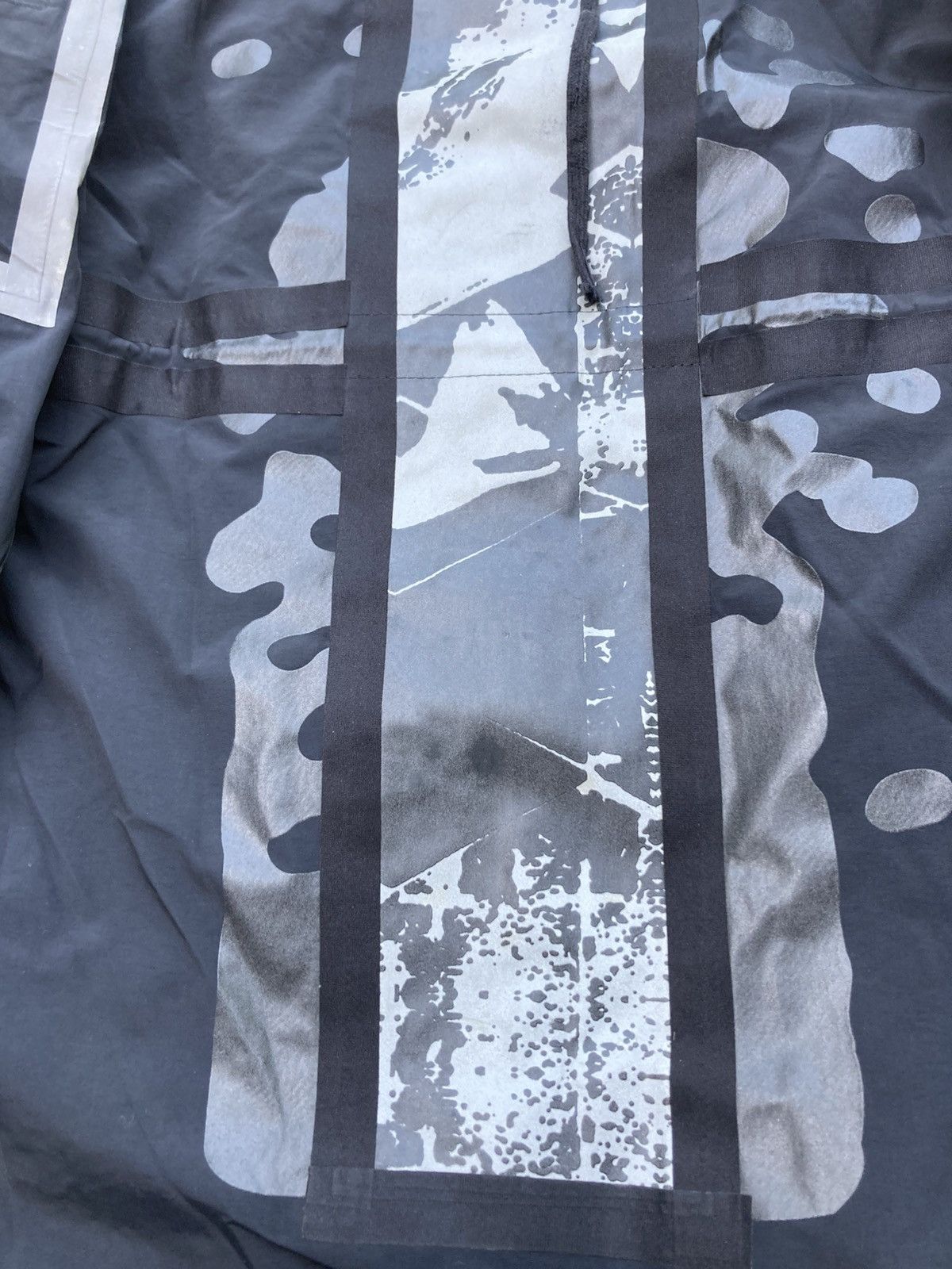 Boris Bidjan Saberi 11 by Boris Bidjan Saberi J2 Tactical Reflective Parkas Size US L / EU 52-54 / 3 - 17 Thumbnail