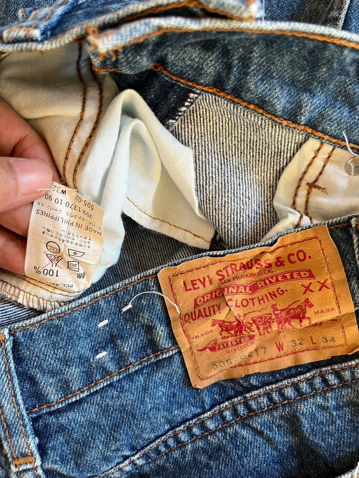 Levi's × Levi's Vintage Clothing Vintage 90s Levis 505 Loose Style Classic Blue Jeans Size 30" / US 8 / IT 44 - 9 Thumbnail