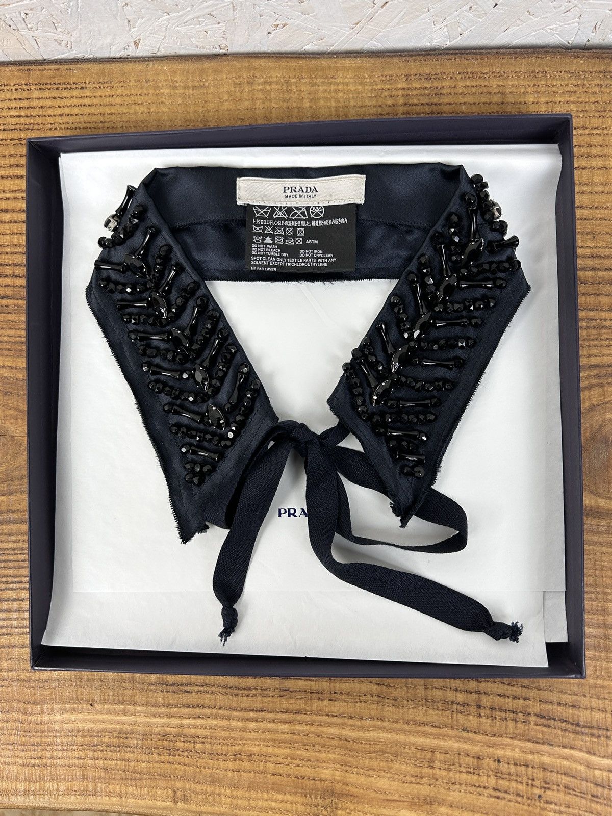 Prada Prada Cute Beaded Silk Collar Size ONE SIZE - 1 Thumbnail