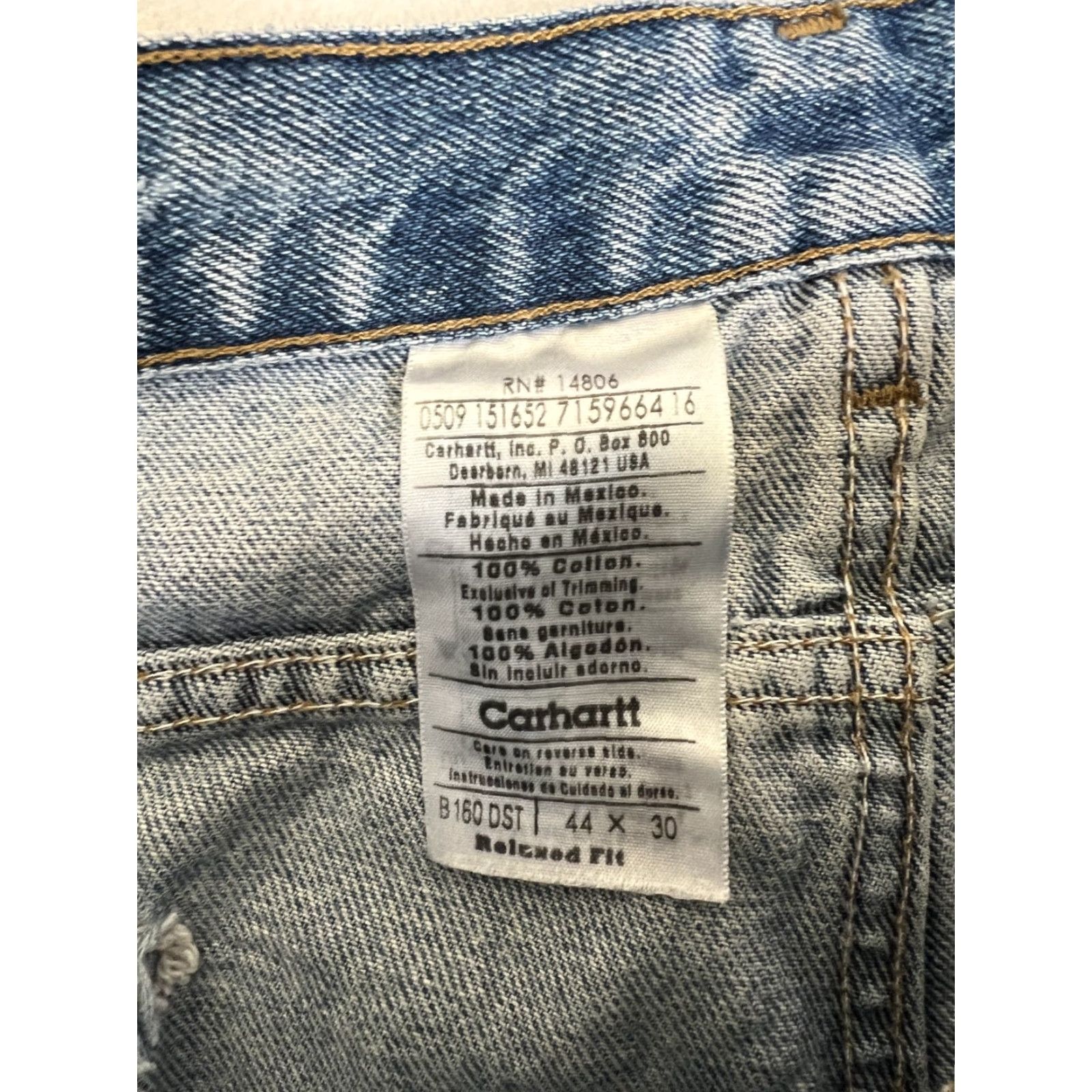 Carhartt VINTAGE Carhartt B160 DST Jeans Mens 42x30 Distressed Denim Leather Tag Workwear Size US 42 / EU 58 - 6 Thumbnail