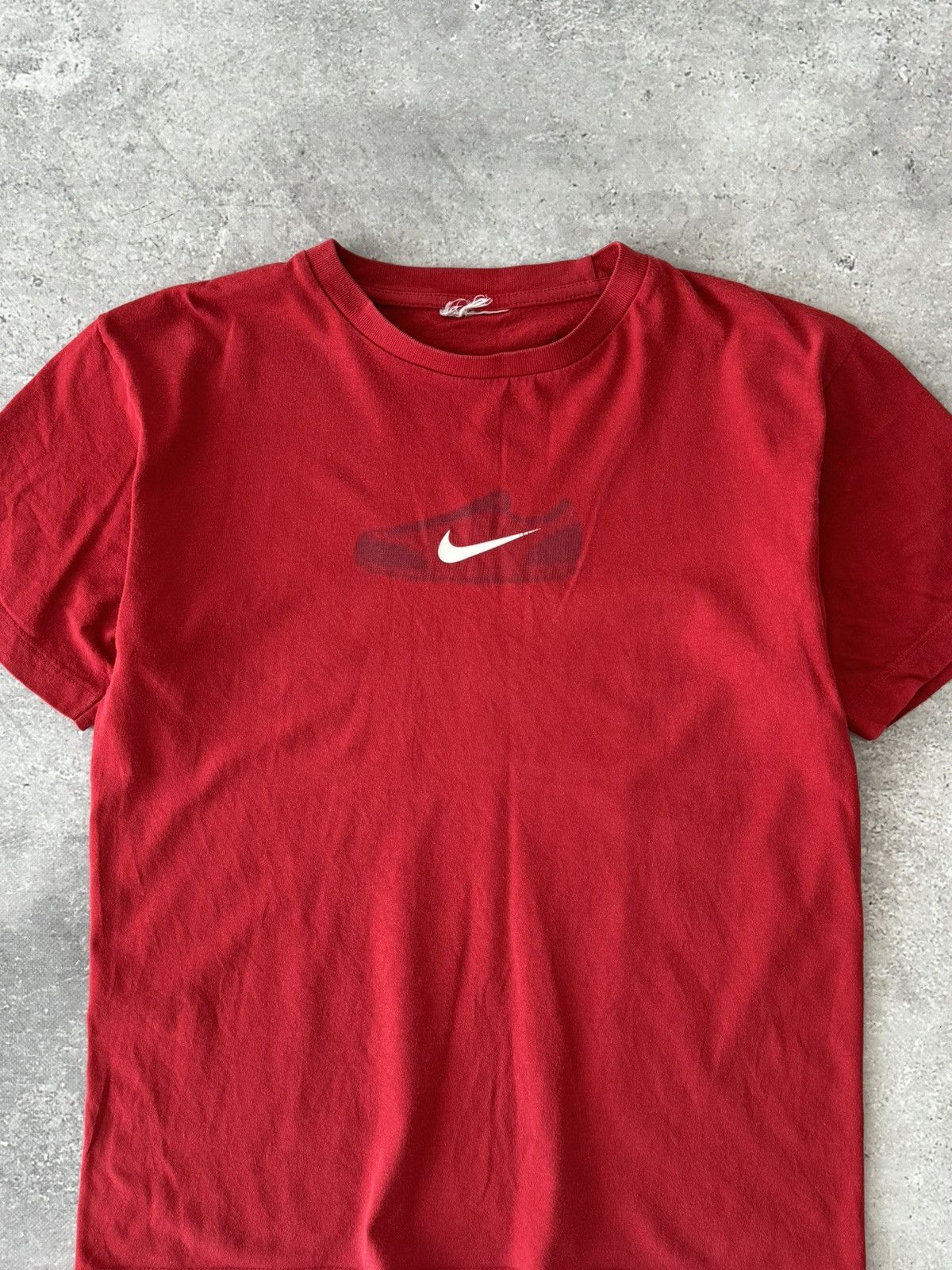 Nike × Vintage Vintage Y2K Nike Drip Red T-Shirt Size US S / EU 44-46 / 1 - 1 Thumbnail