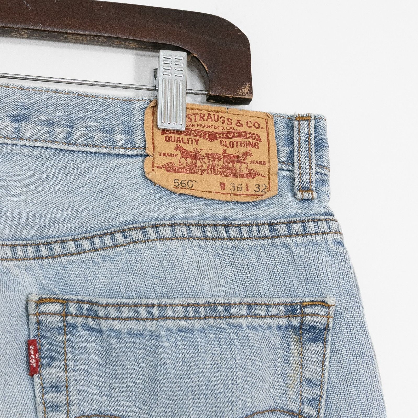 Levi's × Vintage Vintage Y2K Levis 560 Jeans 36x30 Distressed Relaxed Tapered Size US 36 / EU 52 - 8 Thumbnail