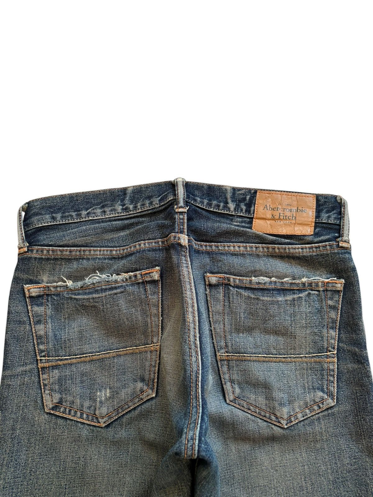 Abercrombie & Fitch Vintage Abercrombie Rusty Mud Wash Ripped Loose Jeans Size US 30 / EU 46 - 8 Thumbnail