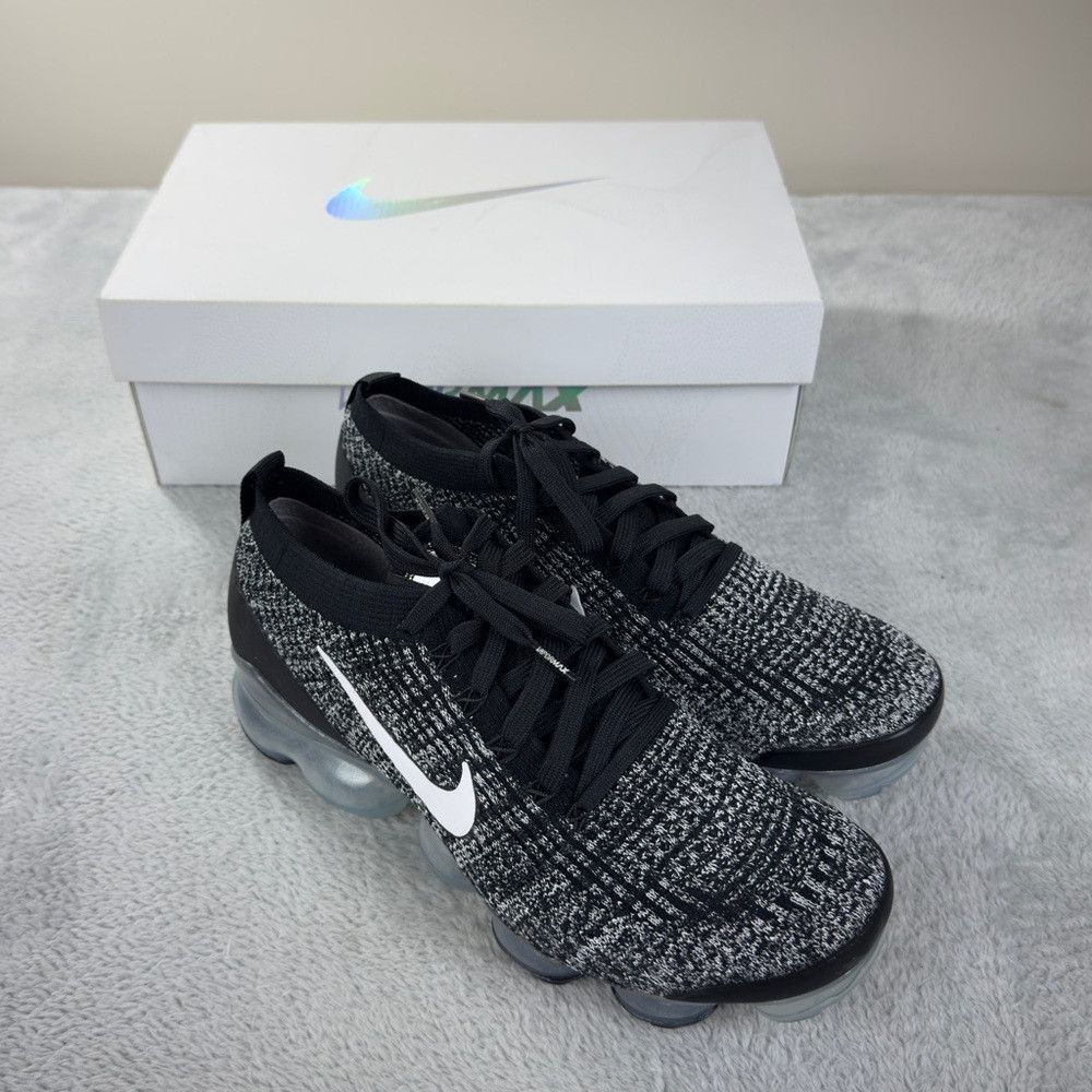 Nike Nike Men's Size 9 US/8 UK/42.5 EU Air Vapormax Flyknit 3 Or Size US 9 / EU 42 - 1 Thumbnail