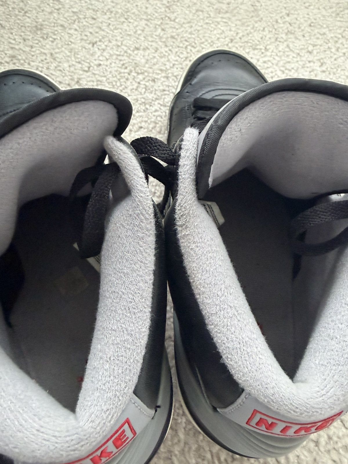 Jordan Brand Jordan 2 black cement 10.5 Size US 10.5 / EU 43-44 - 8 Thumbnail