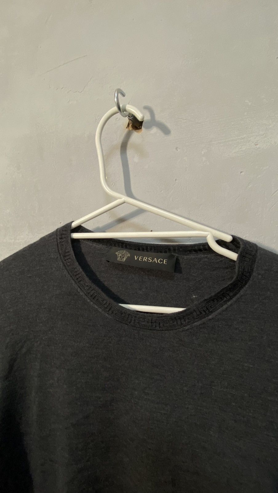 Versace Versace sweater size M Size US M / EU 48-50 / 2 - 4 Thumbnail