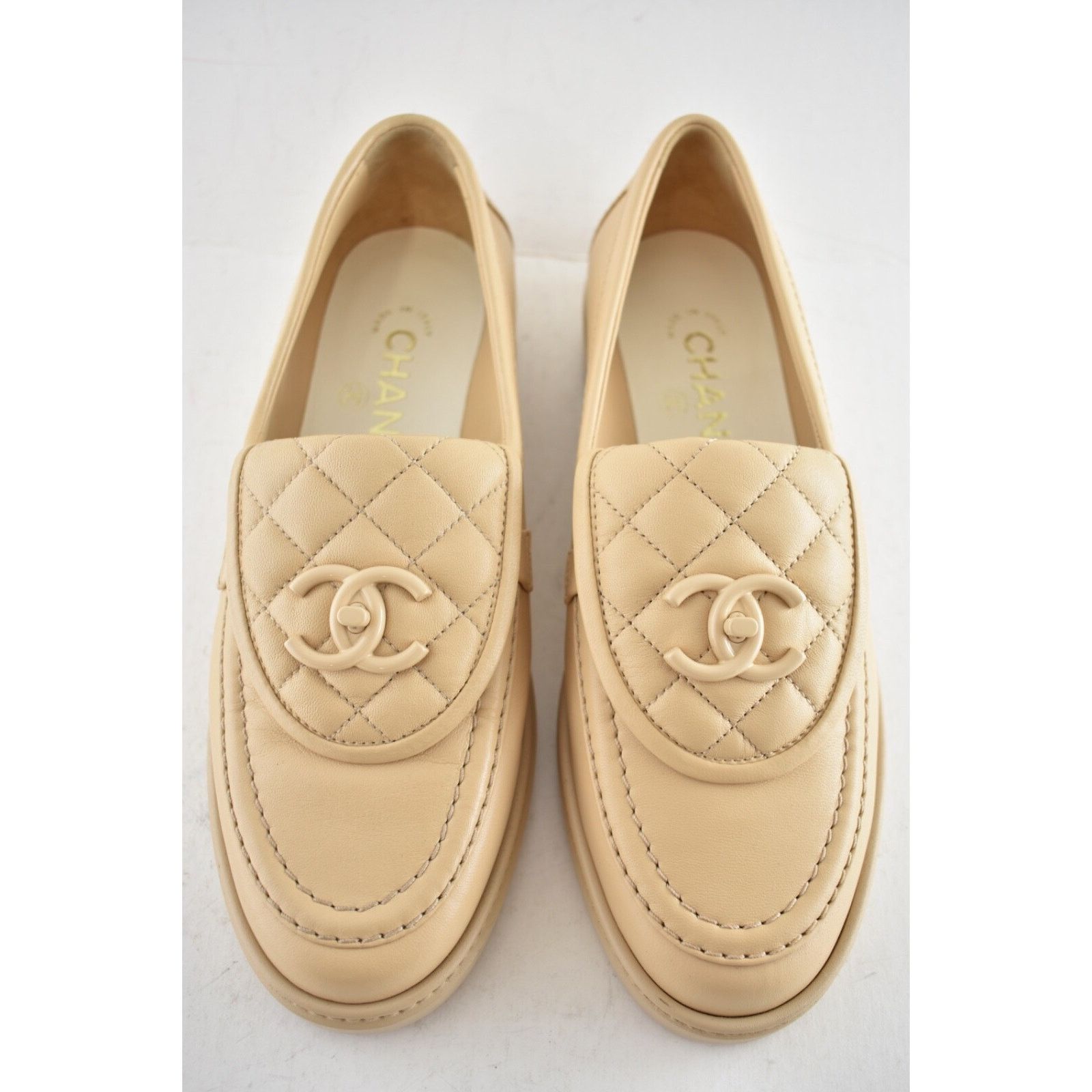 Chanel Chanel Beige Leather Quilted Flap Turnlock CC Logo Moccasin Size US 8.5 / IT 38.5 - 2 Thumbnail