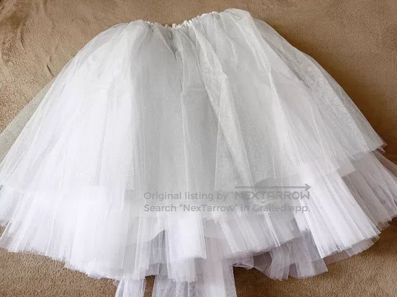 Comme des Garcons Comme des Garcons size XS Silver tulle skirt Size 23" - 1 Thumbnail