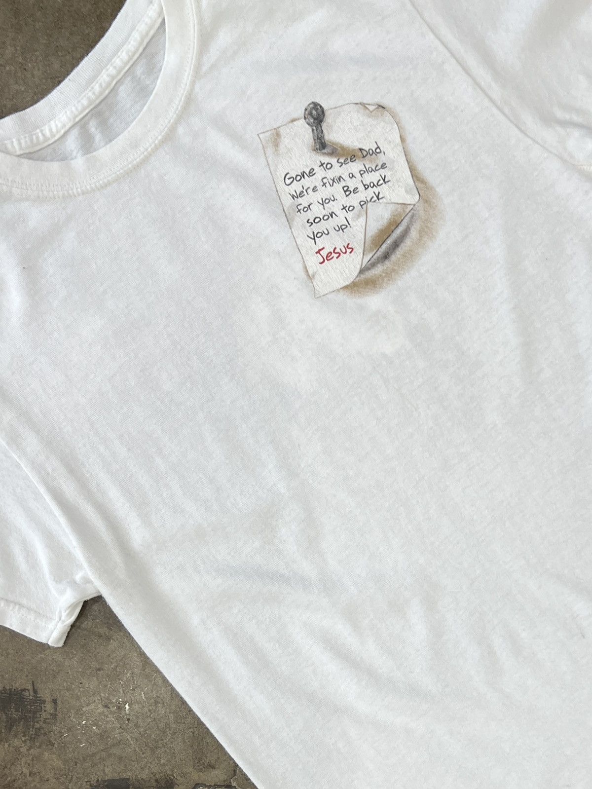 Vintage Vintage Living Epistles Jesus Letter on the Cross Tee Medium Size US M / EU 48-50 / 2 - 4 Thumbnail