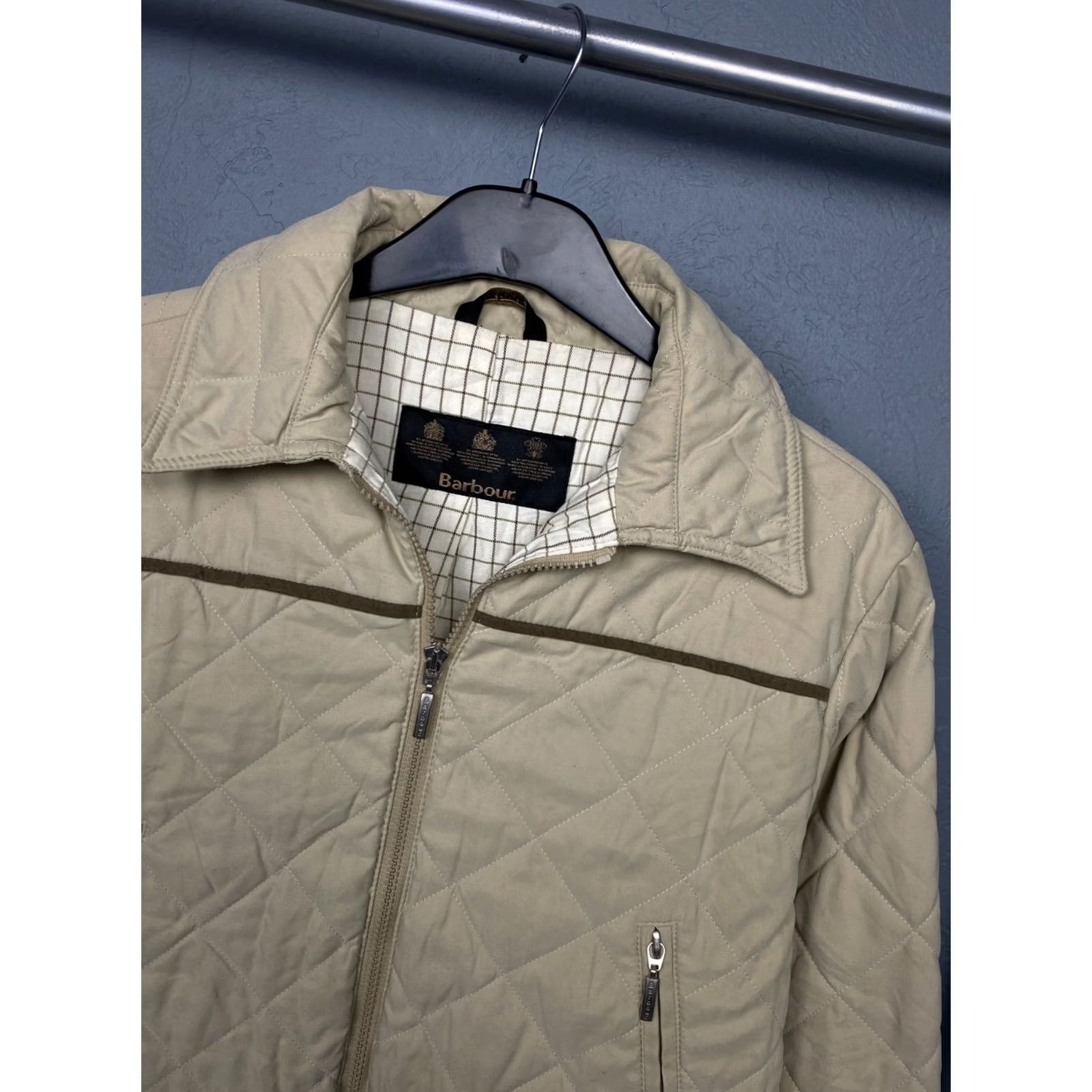 Barbour Barbour Womens Jacket Barbour Vintage Quilted Jacket Size US 8 Beige Size M / US 6-8 / IT 42-44 - 2 Thumbnail