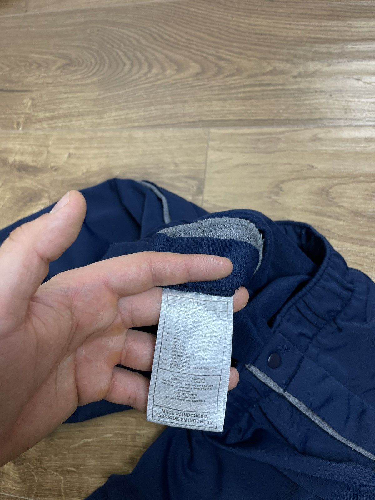 Nike × Vintage Vintage Nike Y2K Style Blue Drill Side Buttons Sweatpants Size US 30 / EU 46 - 17 Thumbnail