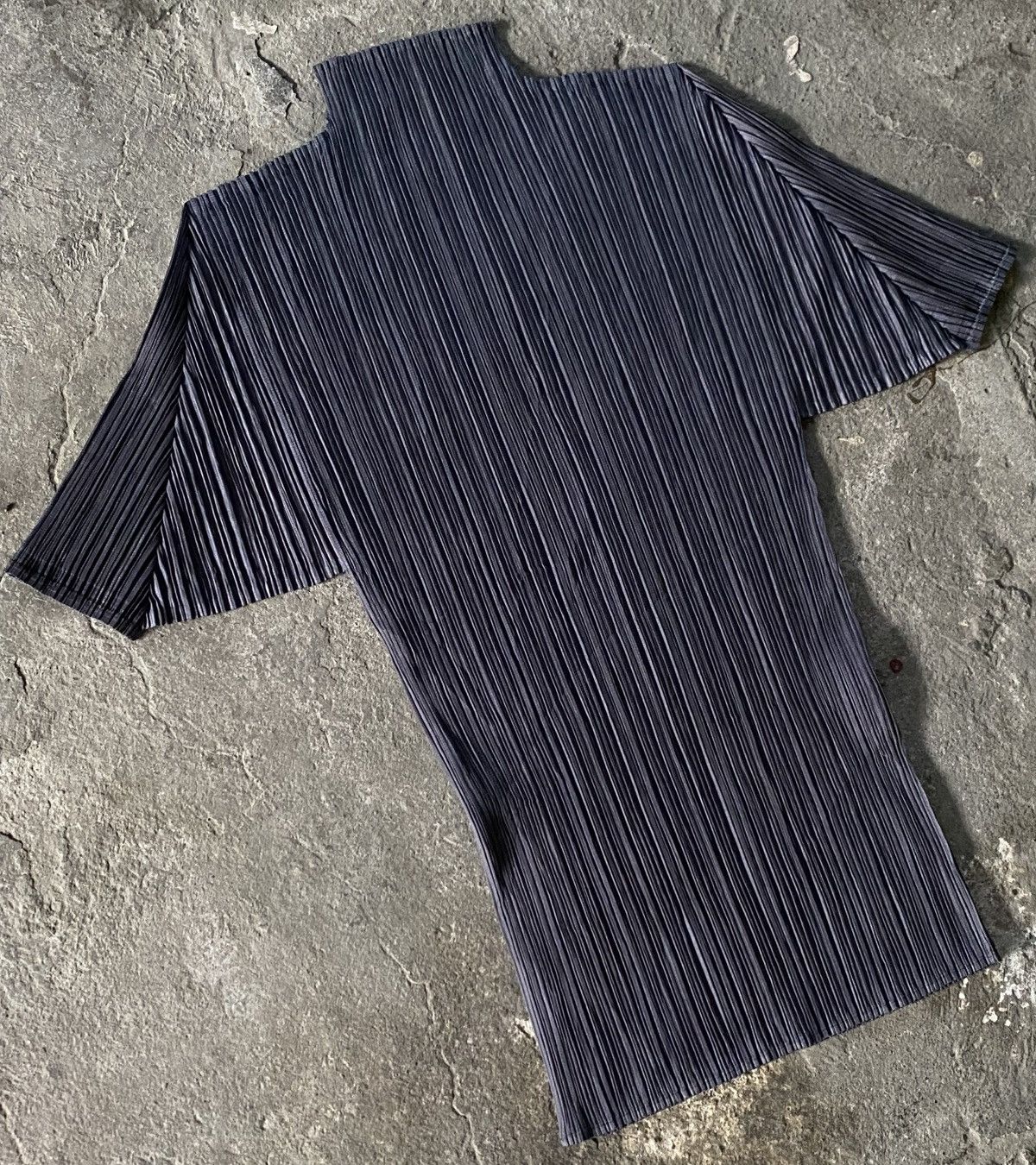 Pleats Please Issey Miyake Issey Miyake Pleats Please - Mock Neck Blouse Size L / US 10 / IT 46 - 5 Thumbnail