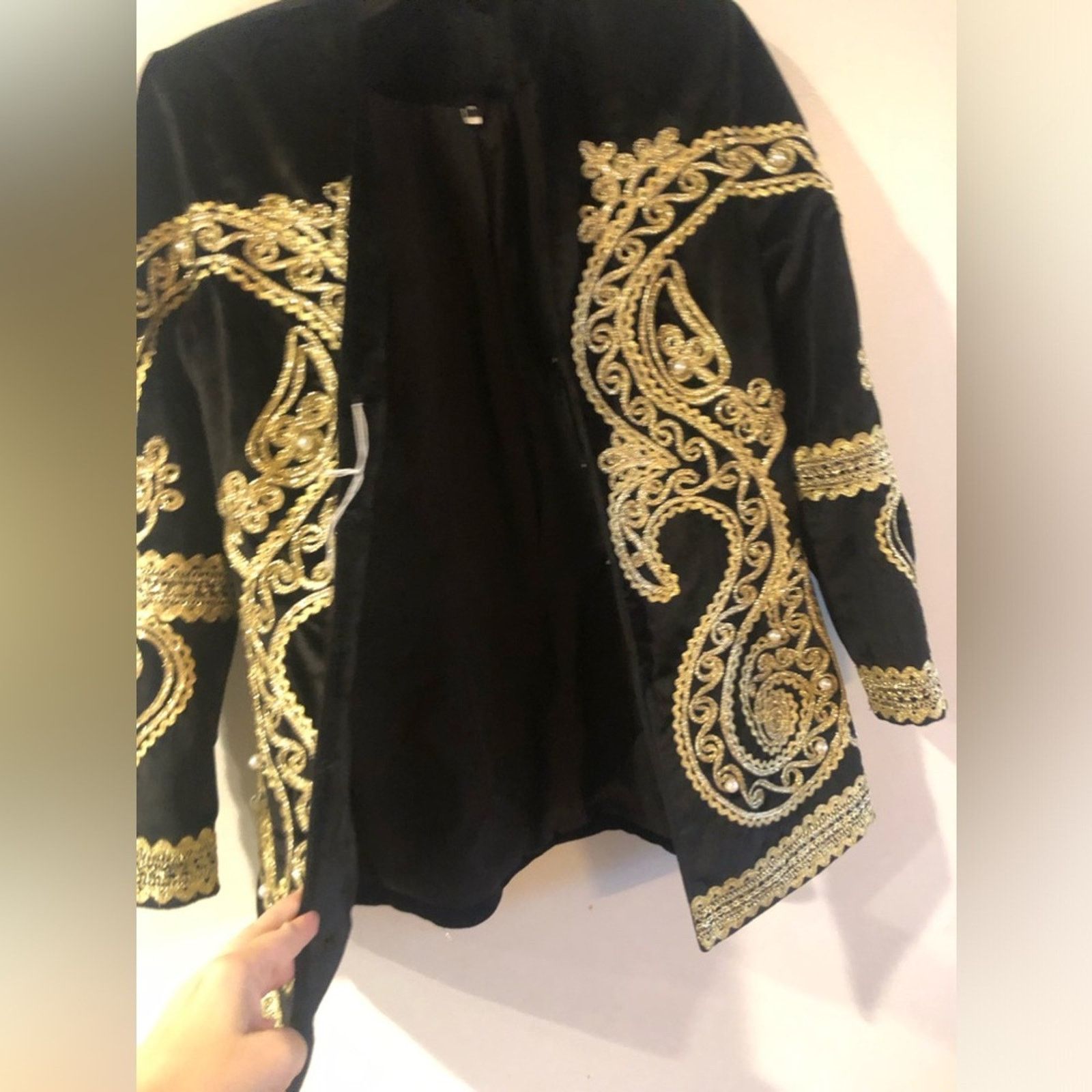 Other Gold embroidered velvet jacket. Size small/medium Size S / US 4 / IT 40 - 2 Thumbnail