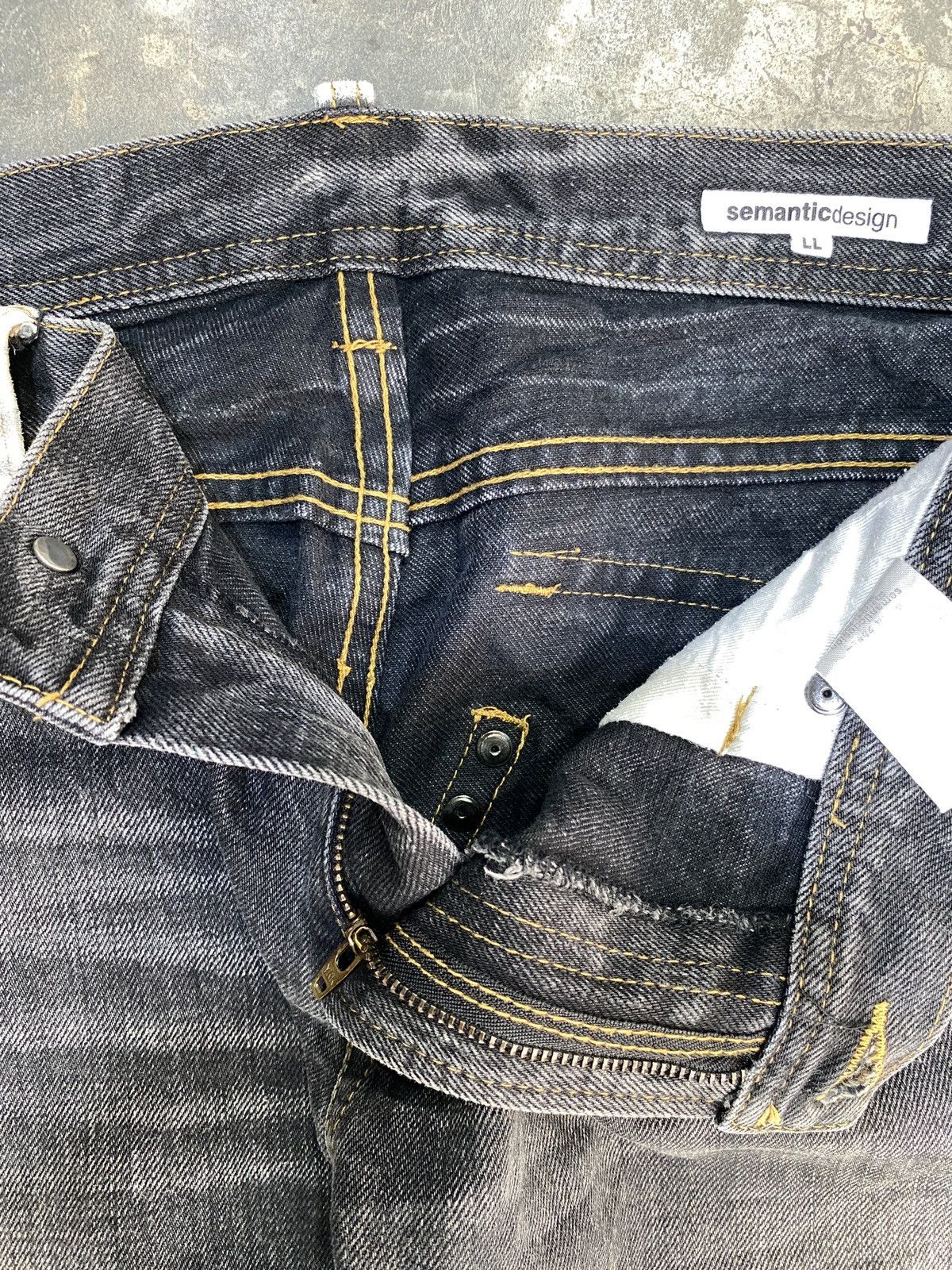 semanticdesign Semantic Design Distressed Harajuku Tigerskin Size US 35 - 13 Thumbnail