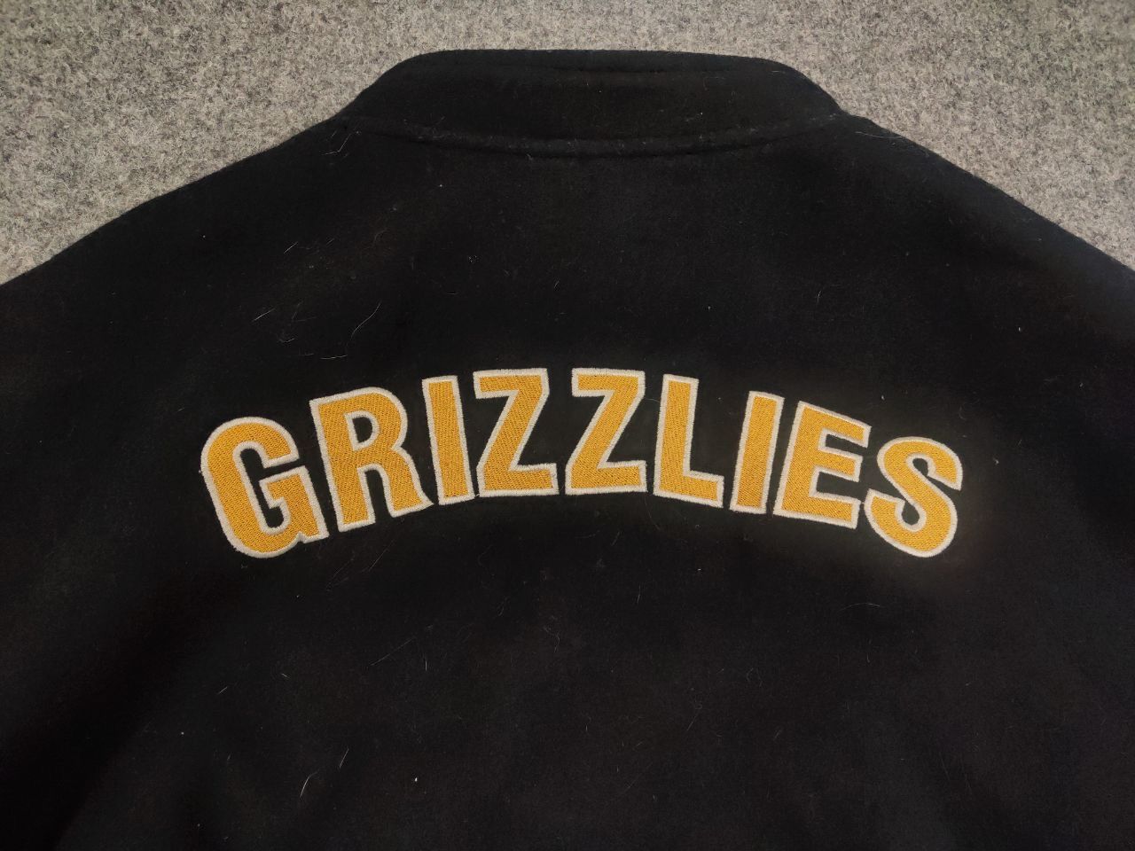 NBA Rare Vintage 90's Grizzlies Bern Wool Leather Bomber jacket Size US XL / EU 56 / 4 - 15 Thumbnail