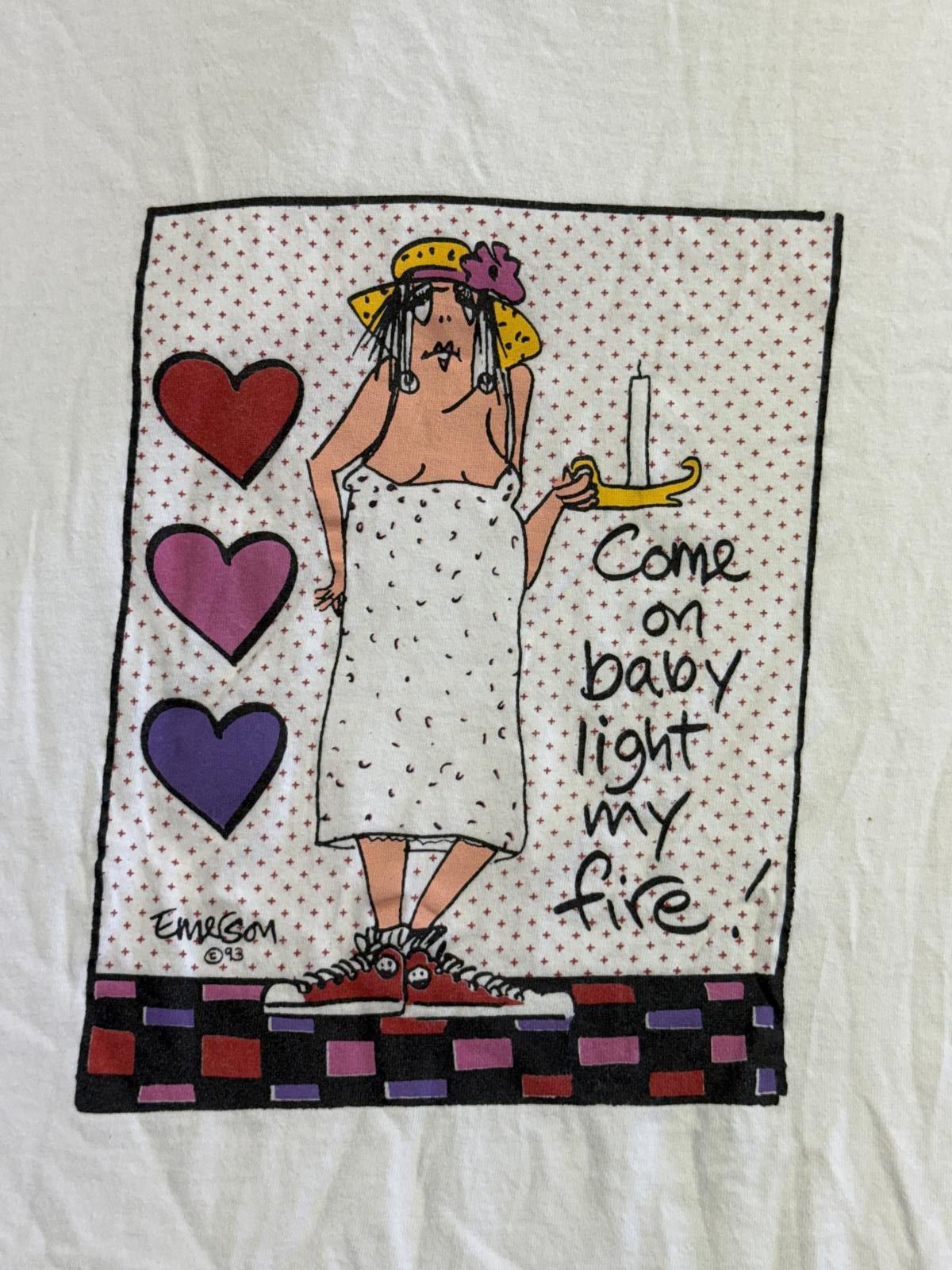 Designer Vintage Art Wife T-shirt Come on Baby Light My Fire 1993 OS Size US M / EU 48-50 / 2 - 3 Thumbnail