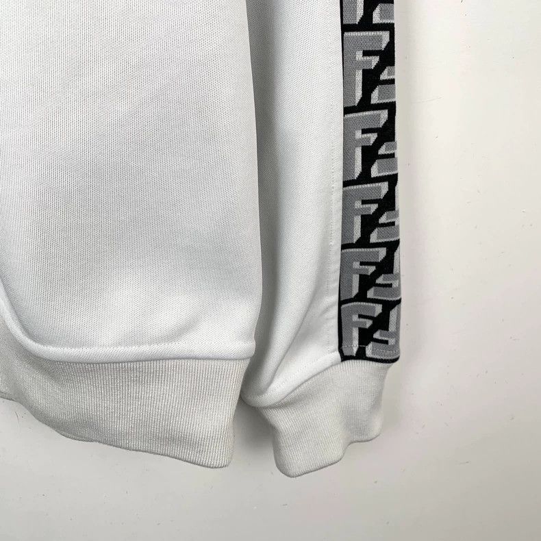 Fendi FENDI White Monogram Patchwork Round Neck Long Sleeve Swea Size US S / EU 44-46 / 1 - 4 Thumbnail