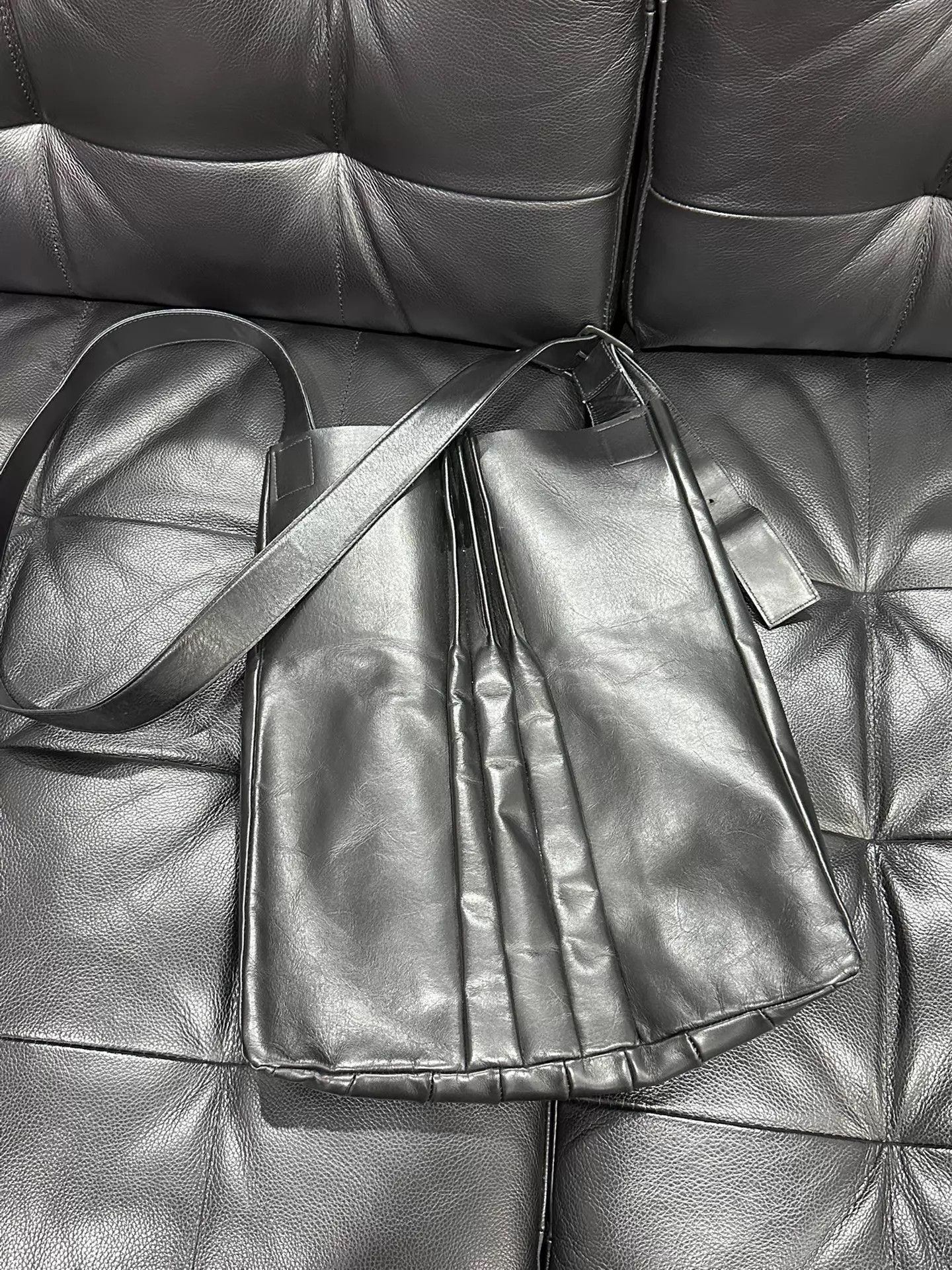 Yohji Yamamoto Yohji Yamamoto Noir Pleated Cowhide Bag 31x37 Size ONE SIZE - 4 Thumbnail