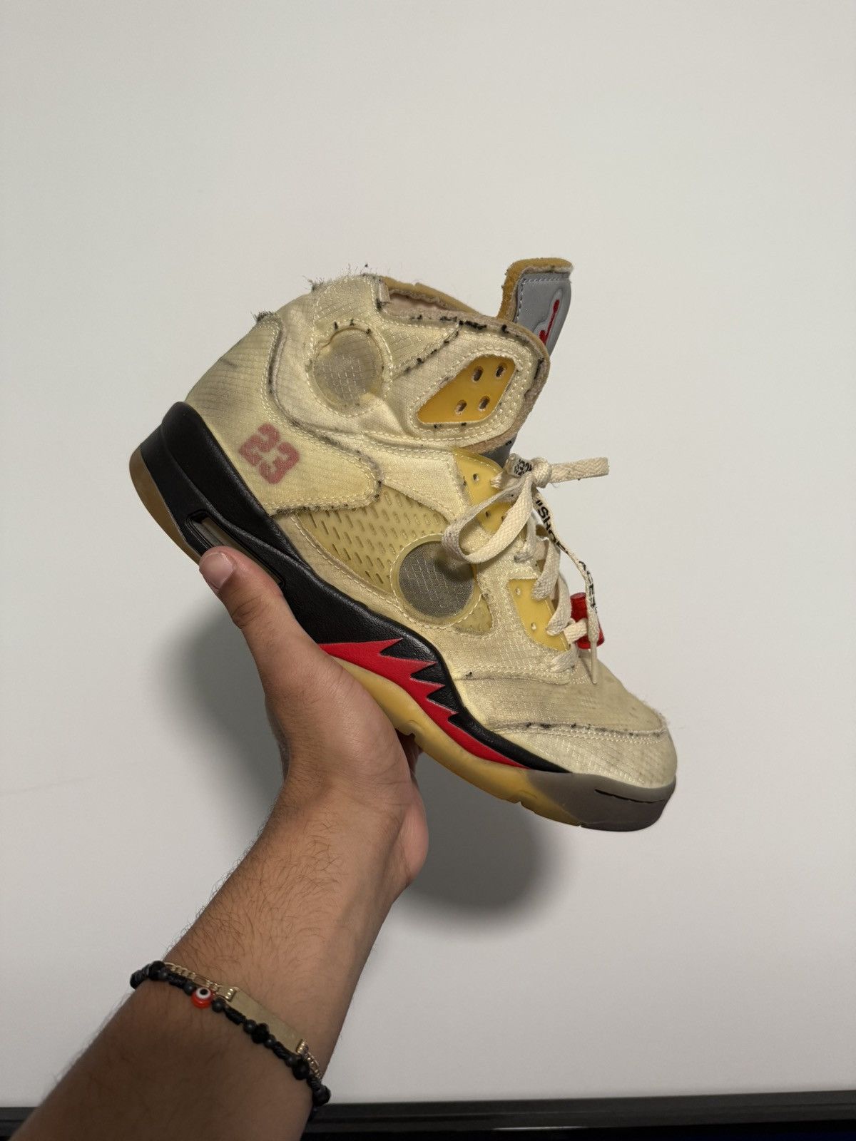 Jordan Brand × Off-White Off-White Jordan 5 ‘Sail’ Size US 9 / EU 42 - 6 Thumbnail
