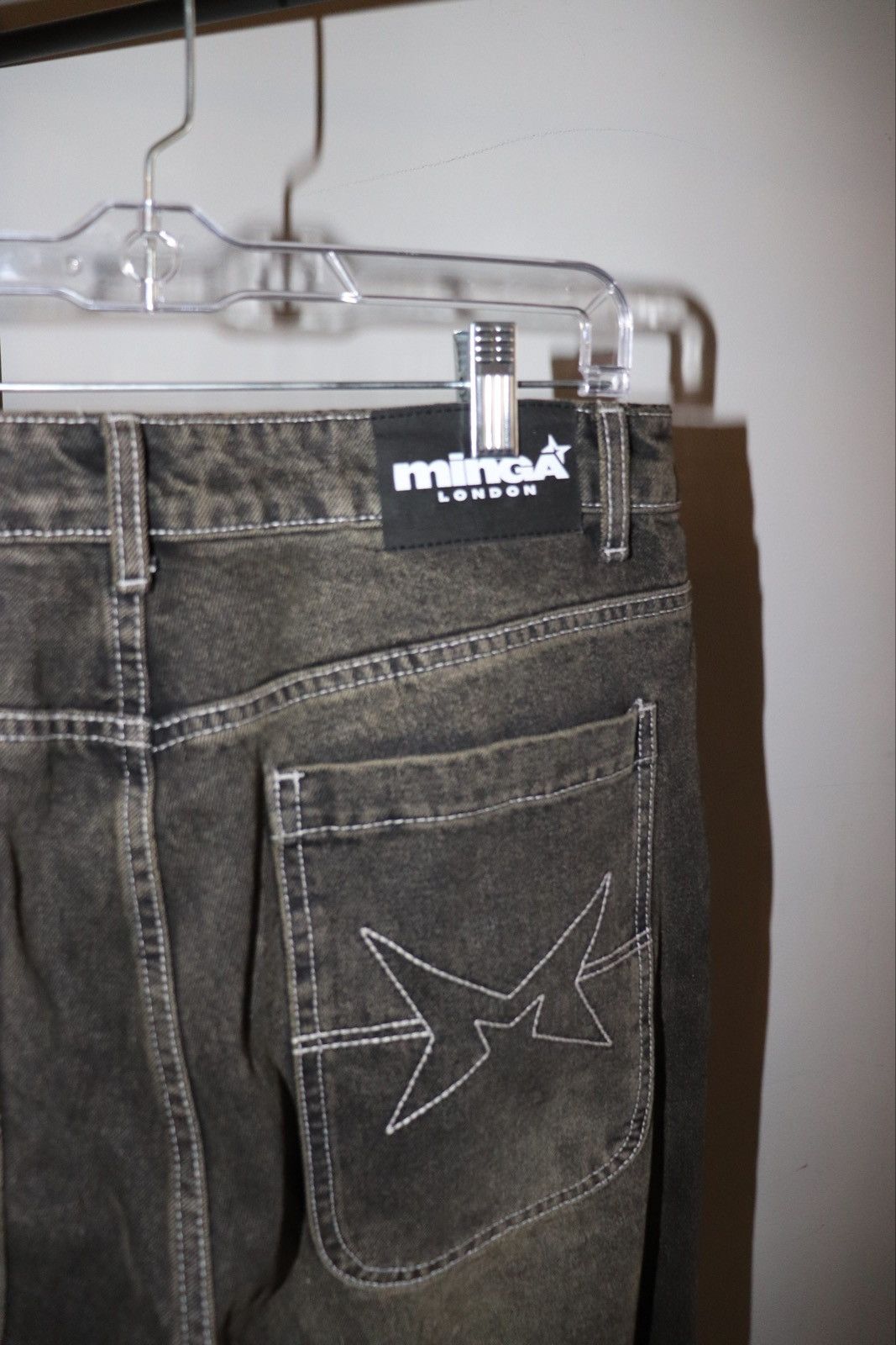 Japanese Brand MINGA LONDON KIM BLACK BAGGY JEANS Size US 30 / EU 46 - 4 Thumbnail
